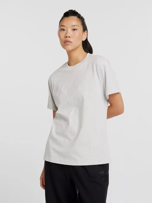 Футболки и поло New Balance EMBOSSED LOGO JERSEY модель WT43531AHH Фото
