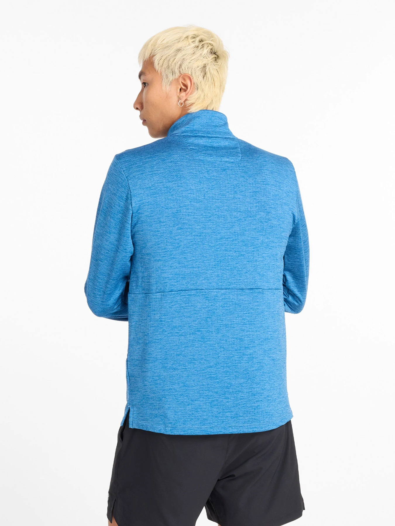Худи и свитшоты New Balance ATHLETICS HEAT GRID 1/2 ZIP модель MT43204HEB Фото