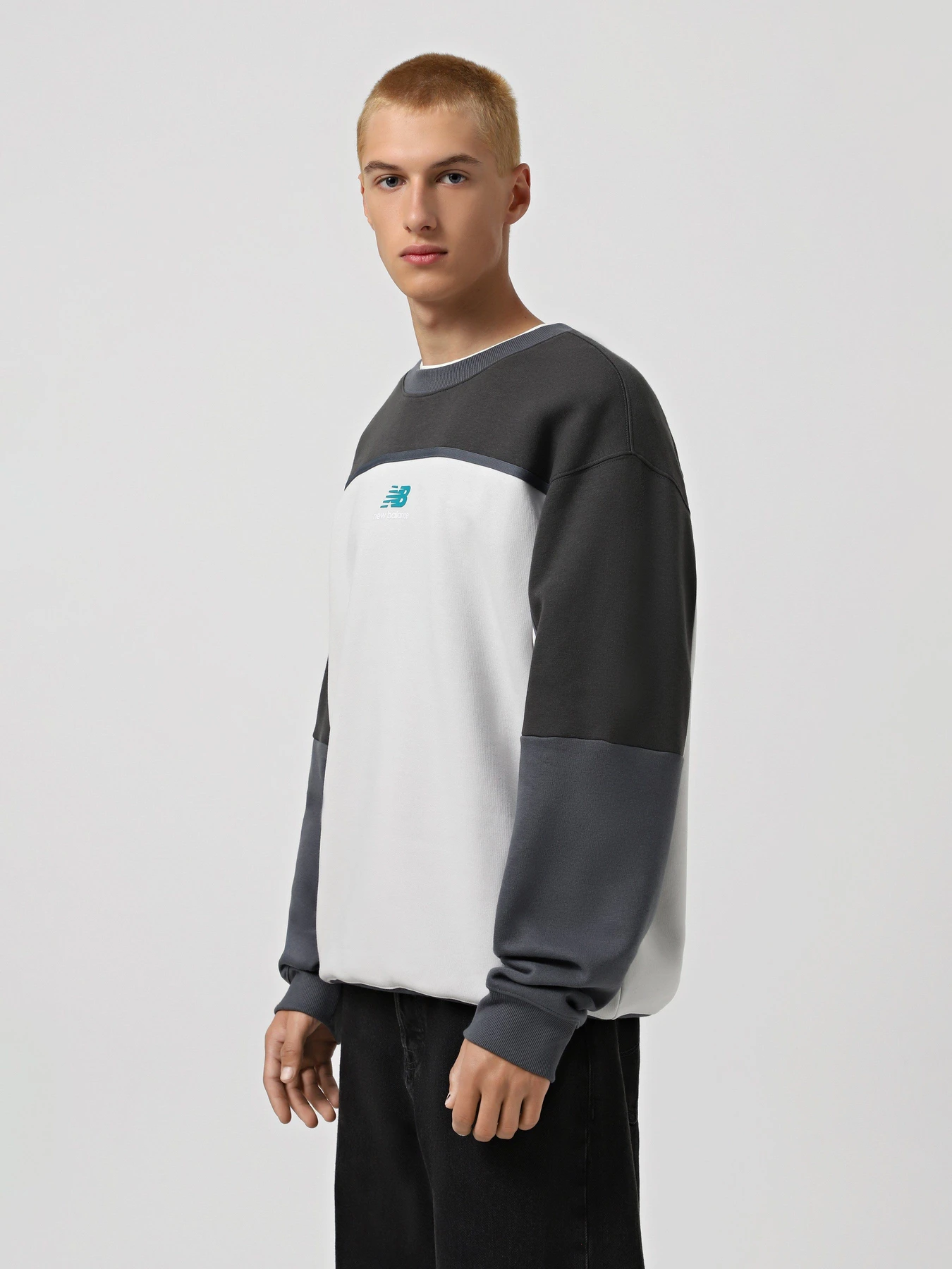 Худі та світшоти New Balance CLASSICS FLEECE модель MT43525GT Фото