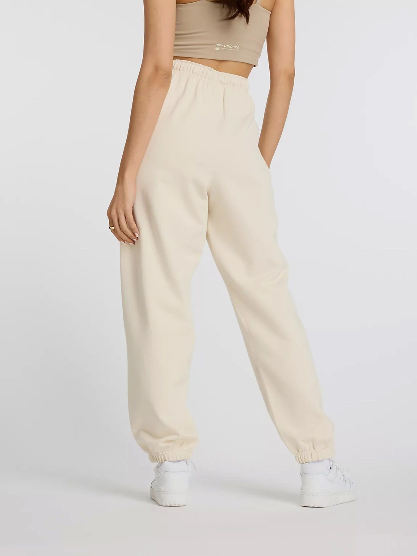Брюки New Balance ATHLETICS модель WP41513LIN Брюки New Balance ATHLETICS модель WP41513LIN Фото