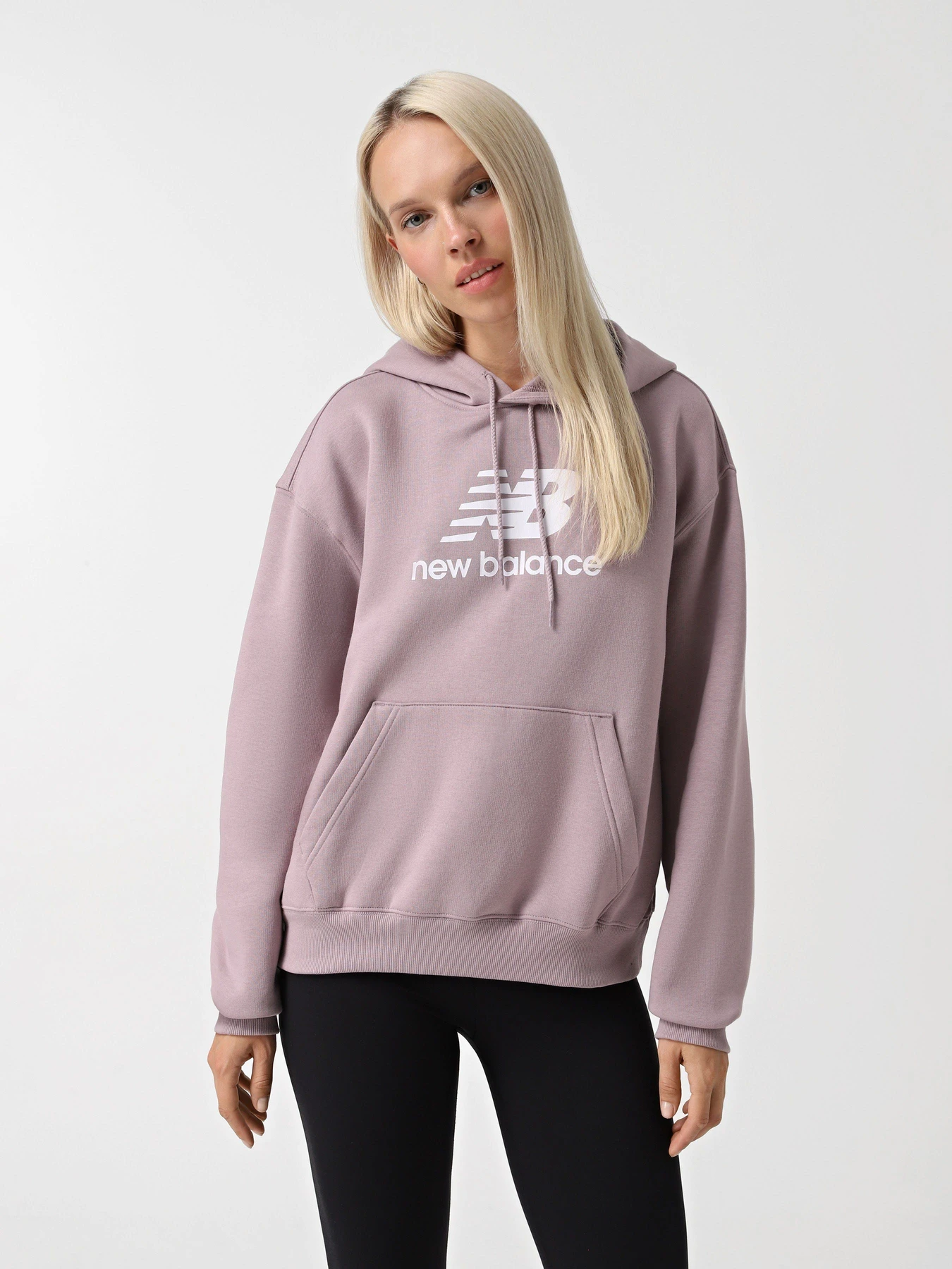 Худі та світшоти New Balance ESSENTIALS FLEECE модель WT41506ICW Худі та світшоти New Balance ESSENTIALS FLEECE модель WT41506ICW Фото