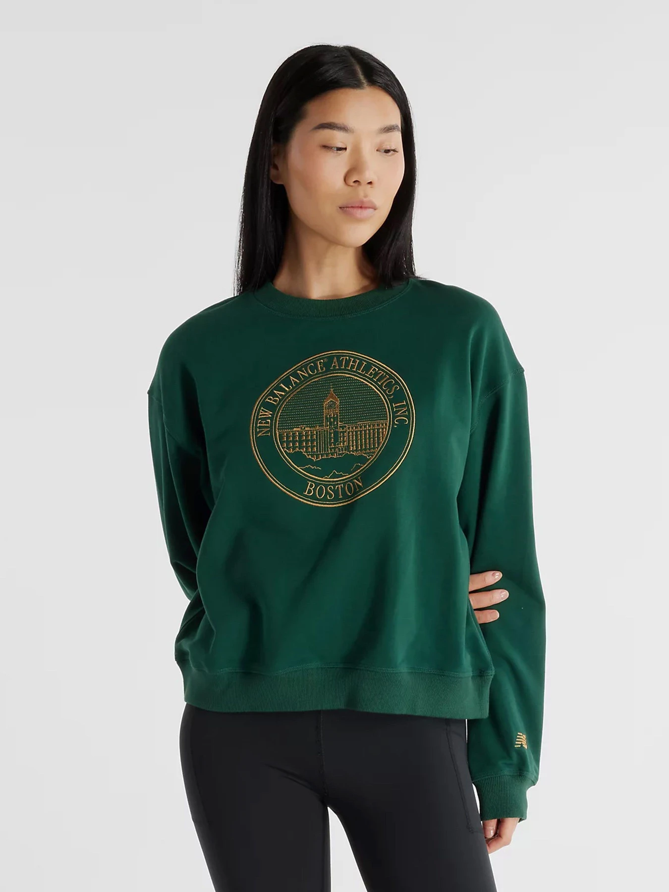 Худі та світшоти New Balance ATHLETICS FRENCH TERRY CREST C модель WT43553NWG Худі та світшоти New Balance ATHLETICS FRENCH TERRY CREST C модель WT43553NWG Фото