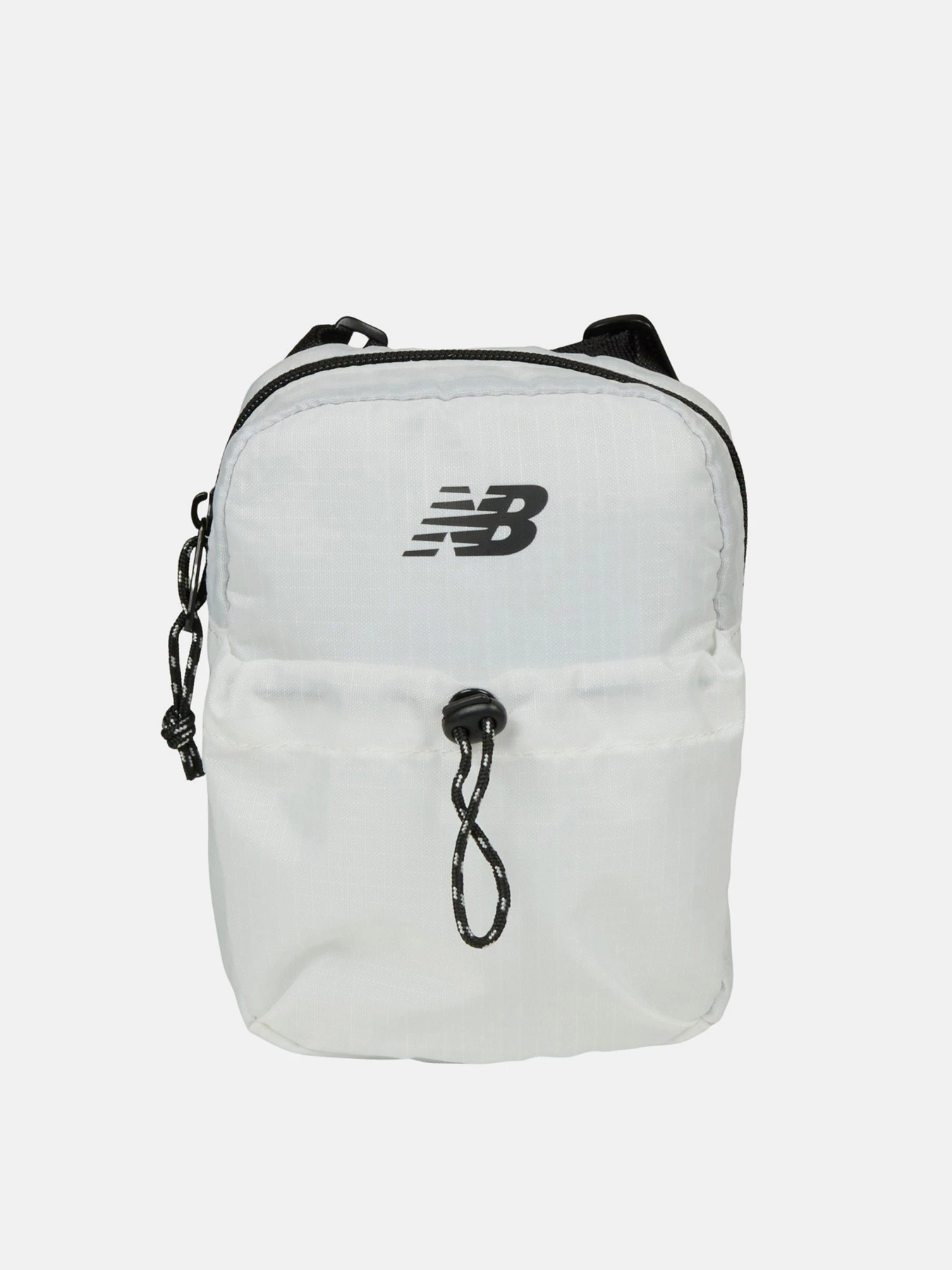 Сумки New Balance ESSENTIALS 20L модель LAB51901WT Сумки New Balance ESSENTIALS 20L модель LAB51901WT Фото