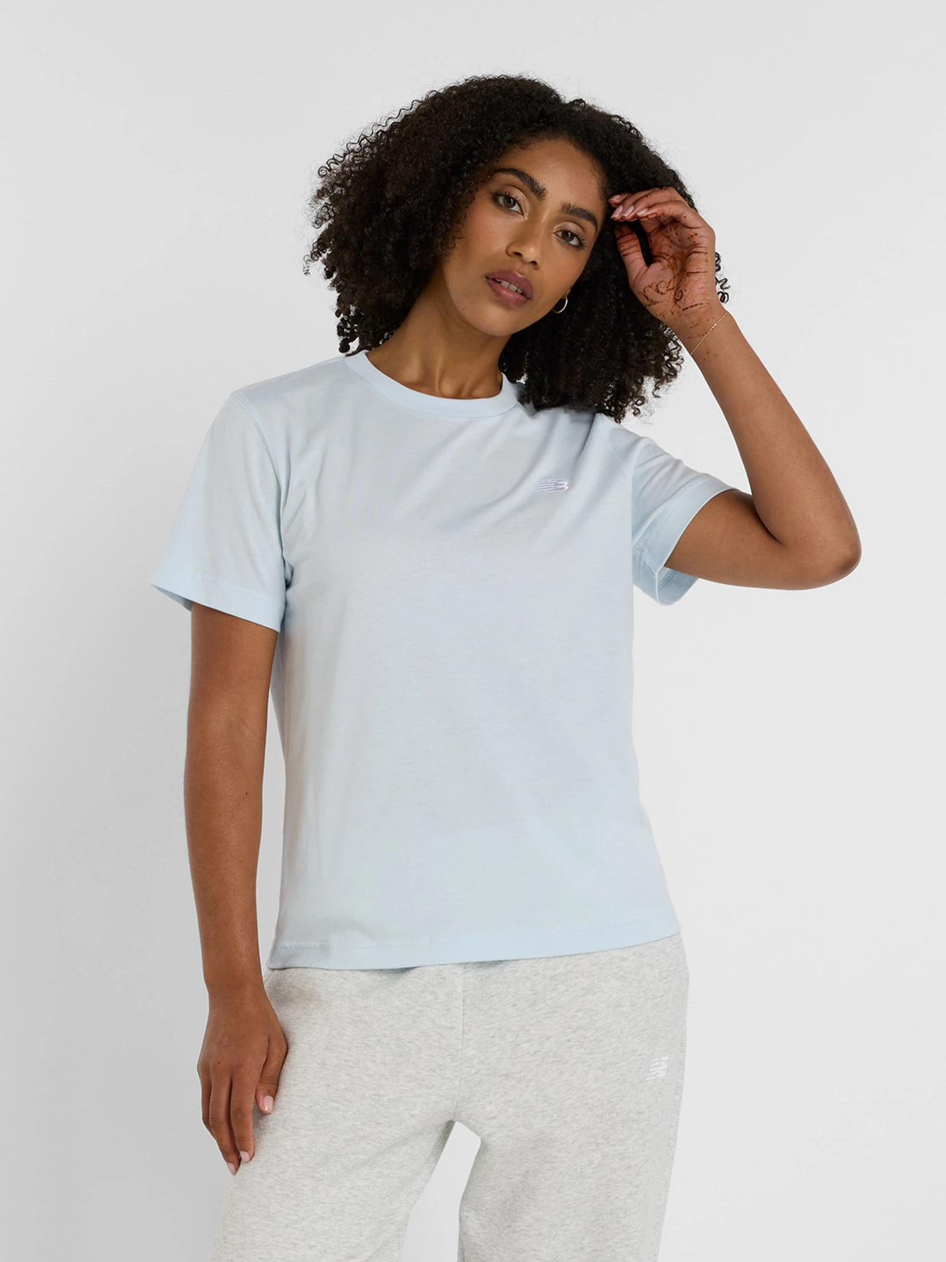 Футболки і поло New Balance SPORT ESSENTIALS JERSEY модель WT41509IB Футболки і поло New Balance SPORT ESSENTIALS JERSEY модель WT41509IB Фото