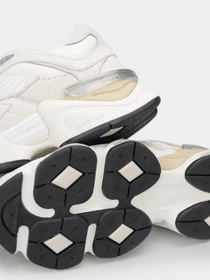 Кроссовки New Balance 9060 модель U9060WHT Фото
