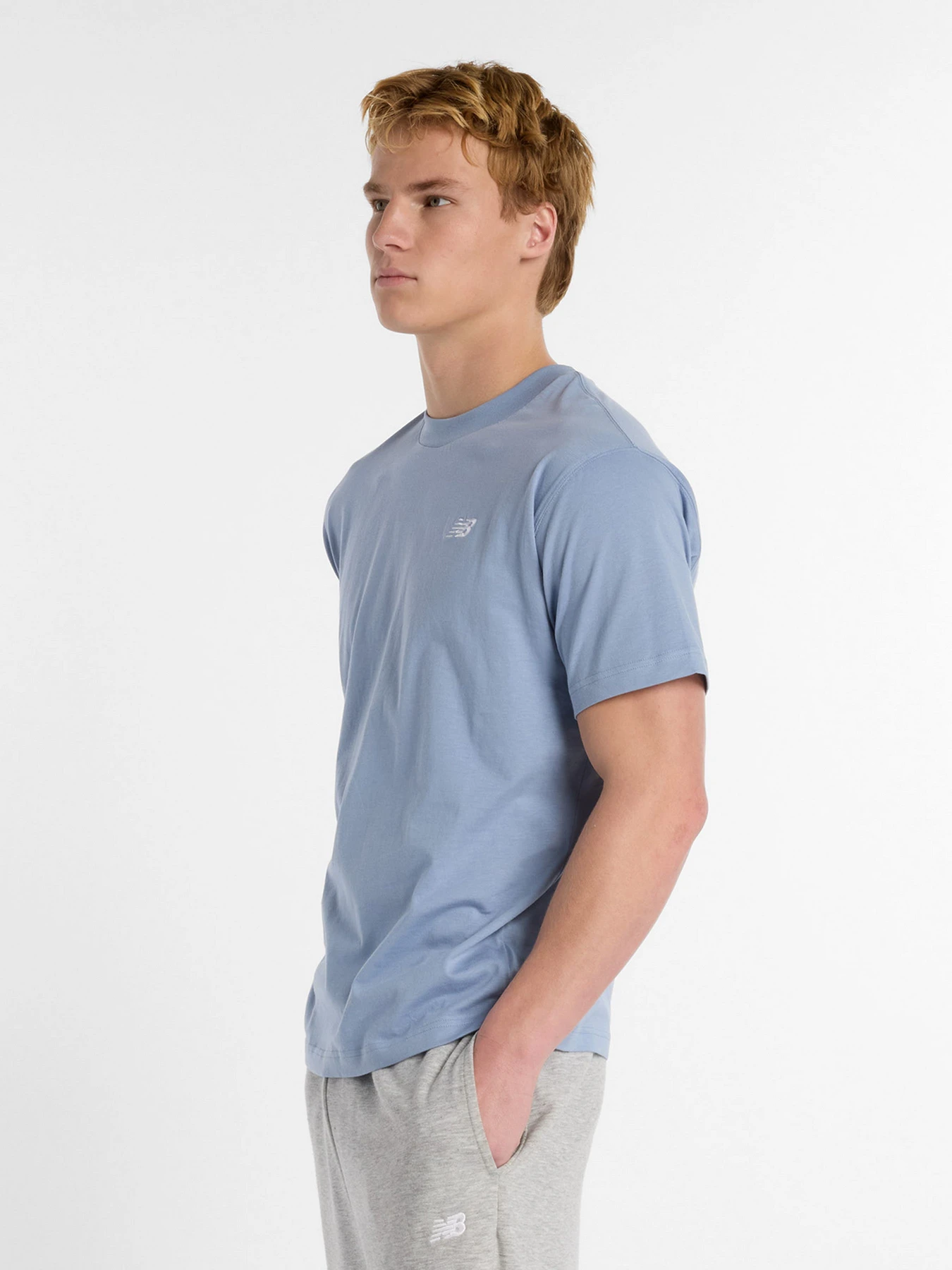 Футболки і поло New Balance SPORT ESSENTIALS модель MT41509DUS Футболки і поло New Balance SPORT ESSENTIALS модель MT41509DUS Фото