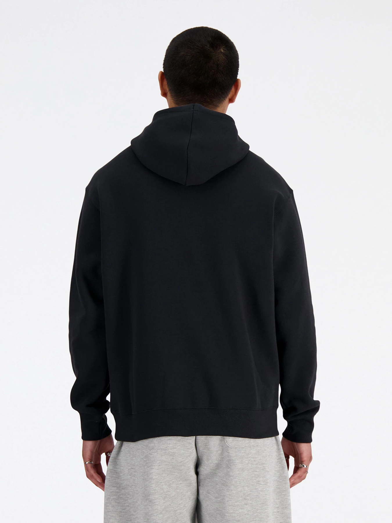 Худі та світшоти New Balance SPORT ESSENTIALS FLEECE модель MT41511BK Фото