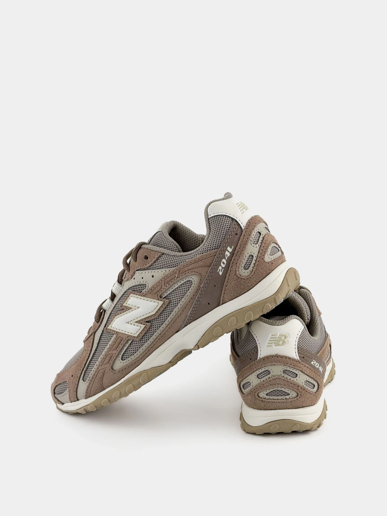 Кросівки New Balance 204 модель U204L155 Кросівки New Balance 204 модель U204L155 Фото