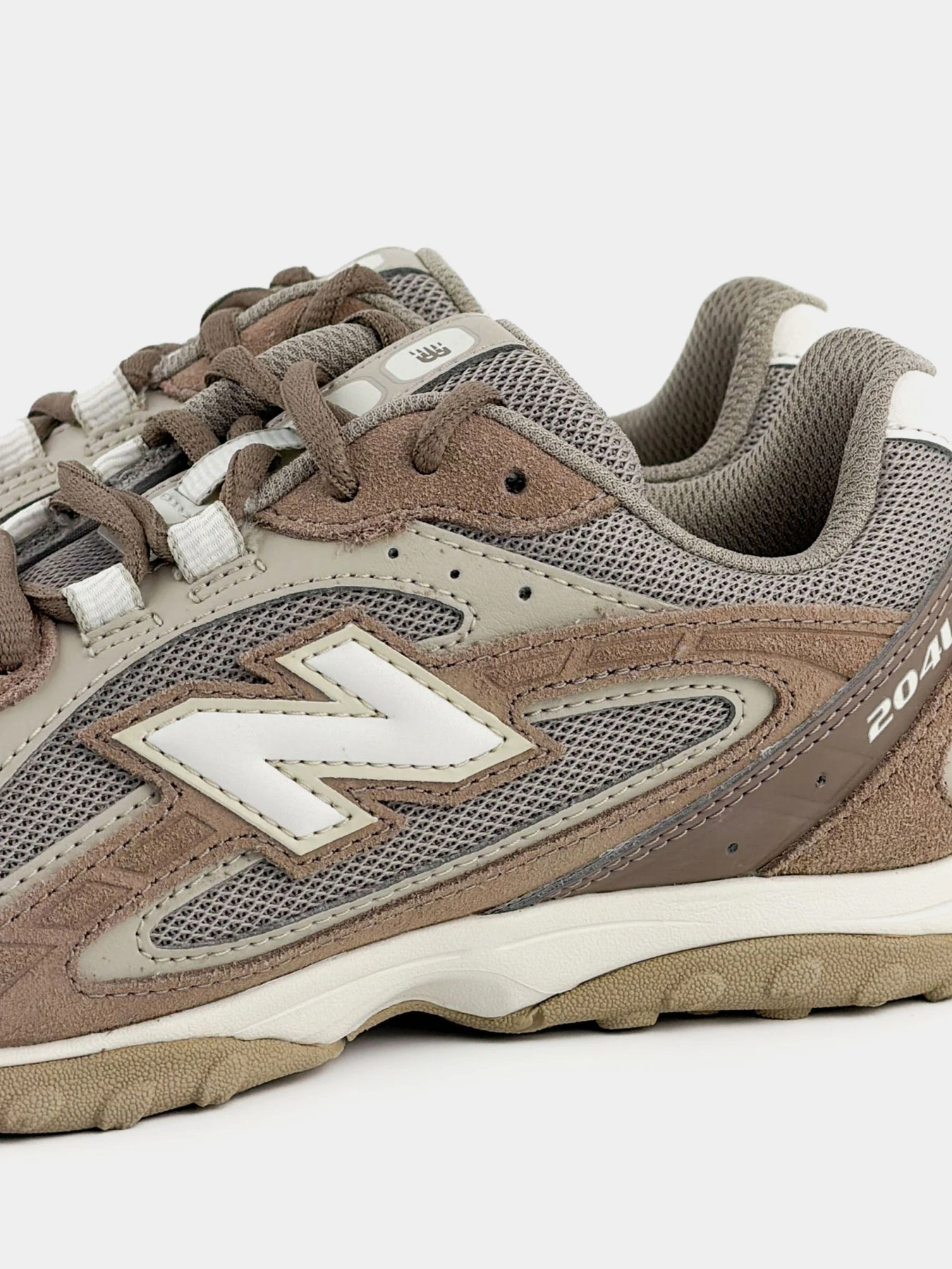 Кросівки New Balance 204 модель U204L155 Кросівки New Balance 204 модель U204L155 Фото