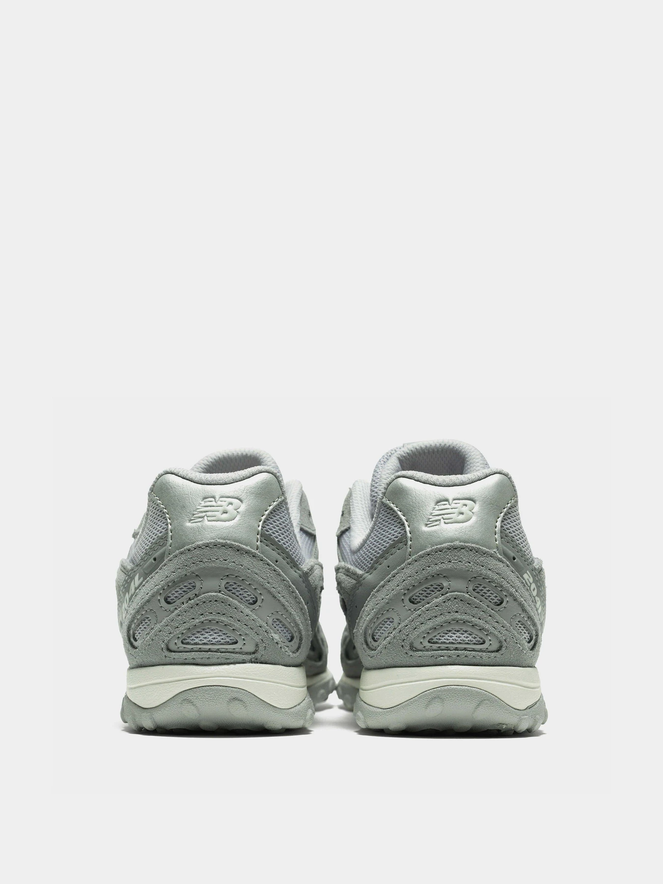 Кроссовки New Balance 204 модель U204L42A Кроссовки New Balance 204 модель U204L42A Фото
