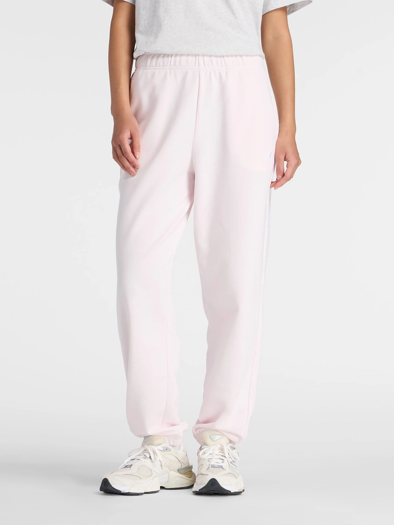 Штани New Balance SPORT ESSENTIALS FRENCH TERRY модель WP41500AAA Штани New Balance SPORT ESSENTIALS FRENCH TERRY модель WP41500AAA Фото