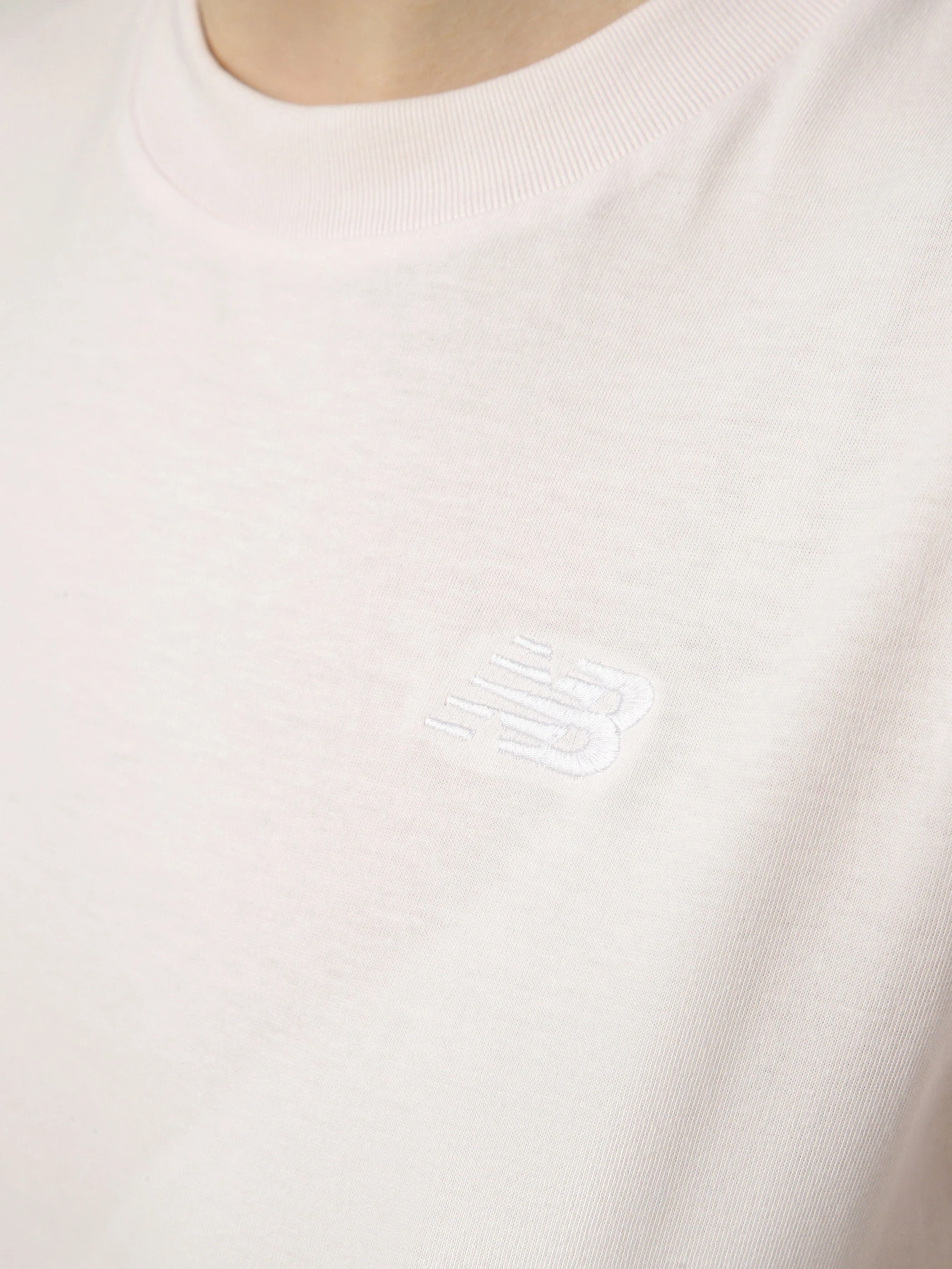 Футболки і поло New Balance SPORT ESSENTIALS JERSEY модель WT41509AAA Фото