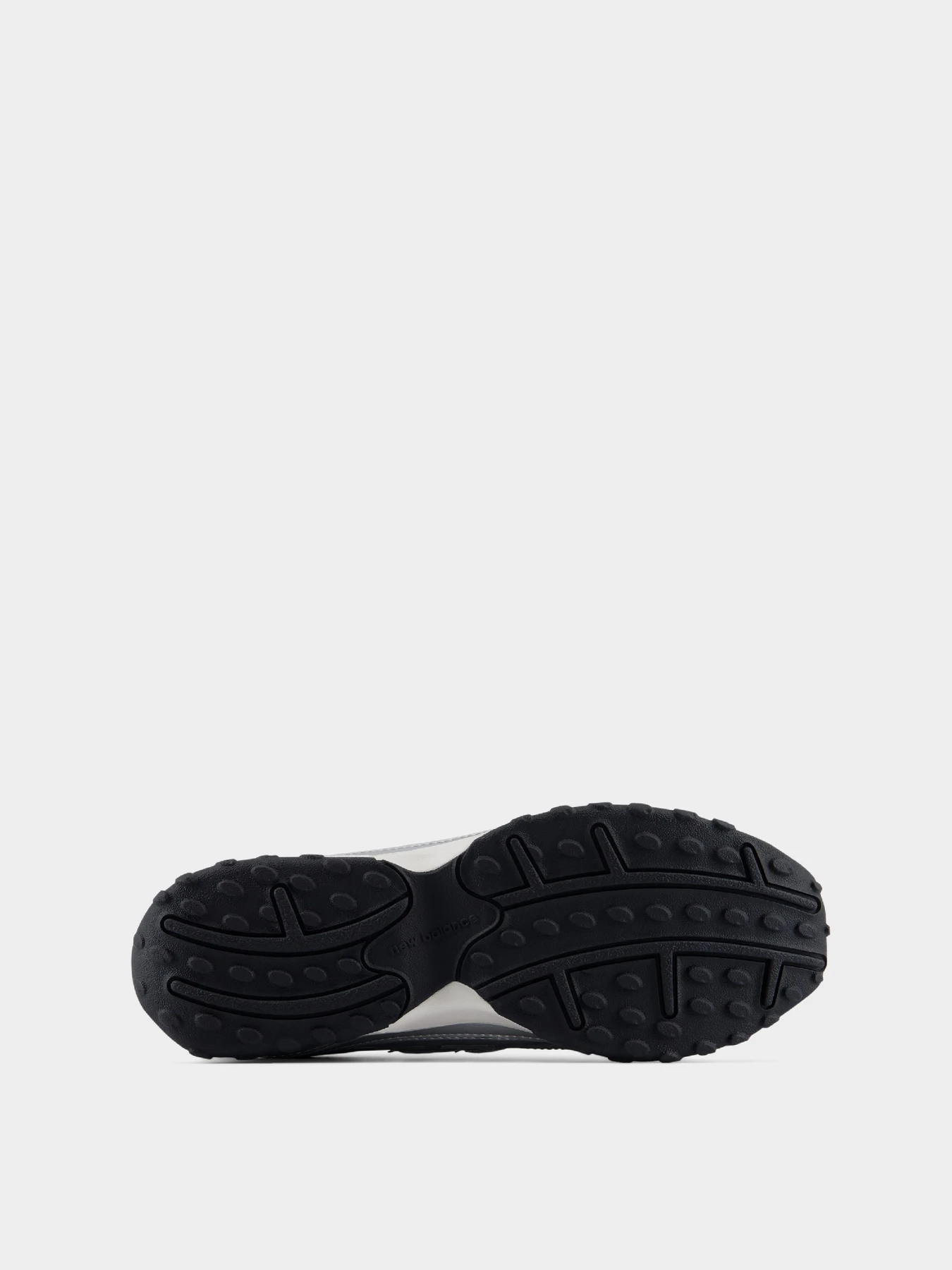 Кроссовки New Balance 204L модель U204L881 Кроссовки New Balance 204L модель U204L881 Фото