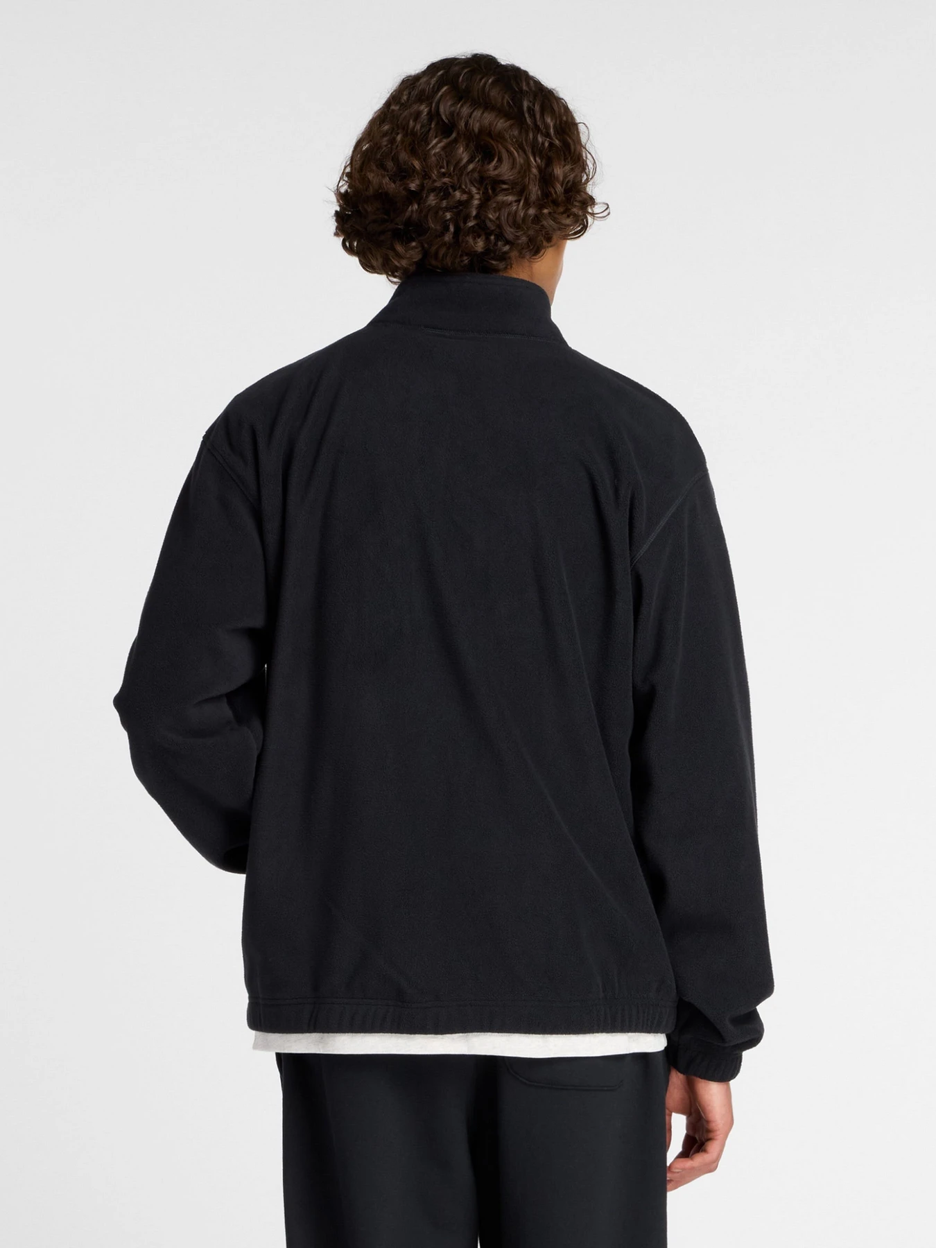 Худи и свитшоты New Balance POLAR FLEECE JACKET модель MJ53507BK Худи и свитшоты New Balance POLAR FLEECE JACKET модель MJ53507BK Фото