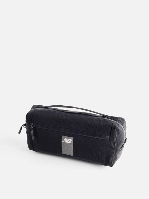 Сумки New Balance RUN SLING BELT модель AC8871TBK Фото