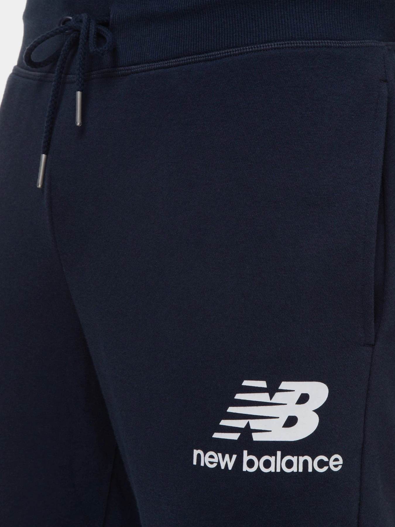 Брюки New Balance Essentials Stacked Logo модель MP03558ECL Брюки New Balance Essentials Stacked Logo модель MP03558ECL Фото