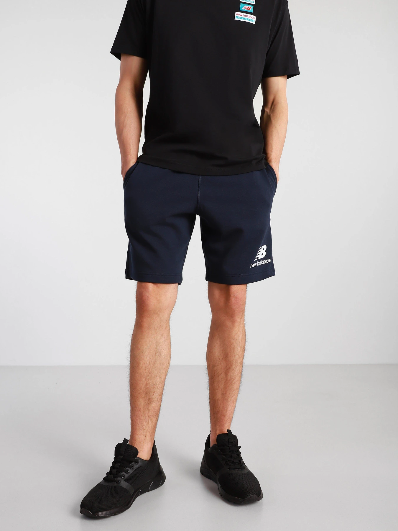 Шорты New Balance Essentials Stacked Logo модель MS03558ECL Фото