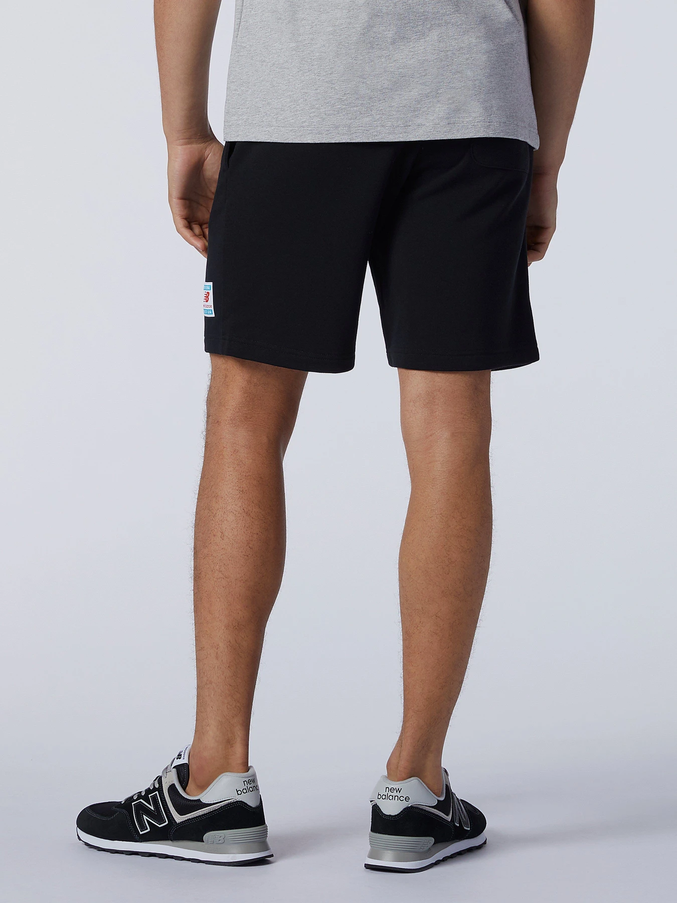 Шорты New Balance Essentials модель MS11502BK Шорты New Balance Essentials модель MS11502BK Фото