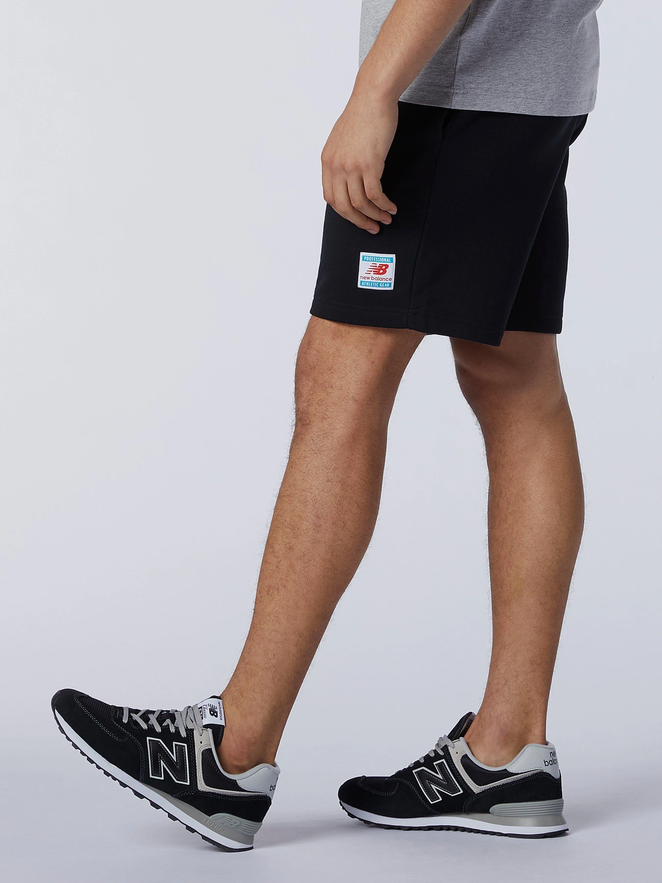 Шорты New Balance Essentials модель MS11502BK Шорты New Balance Essentials модель MS11502BK Фото