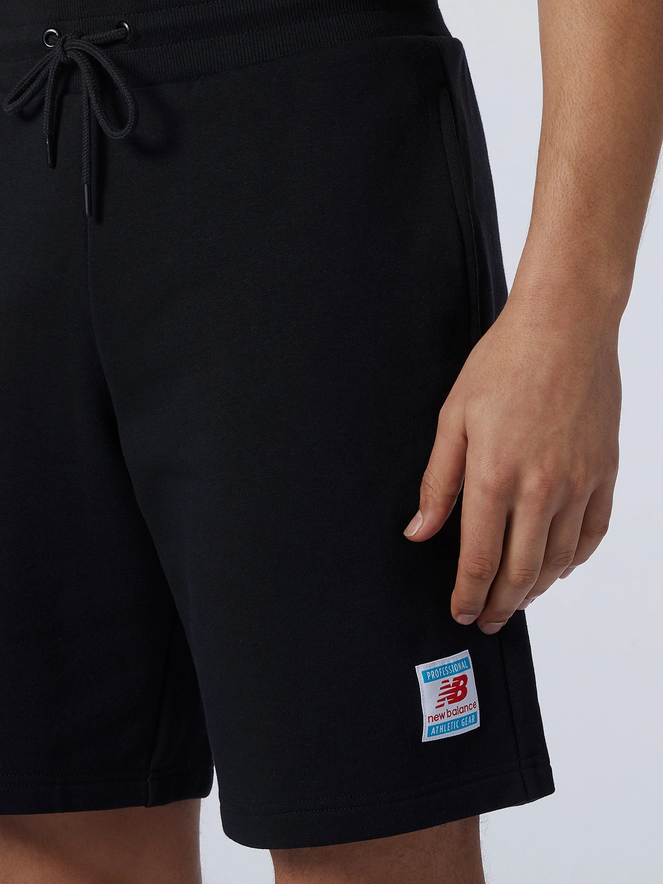 Шорты New Balance Essentials модель MS11502BK Шорты New Balance Essentials модель MS11502BK Фото