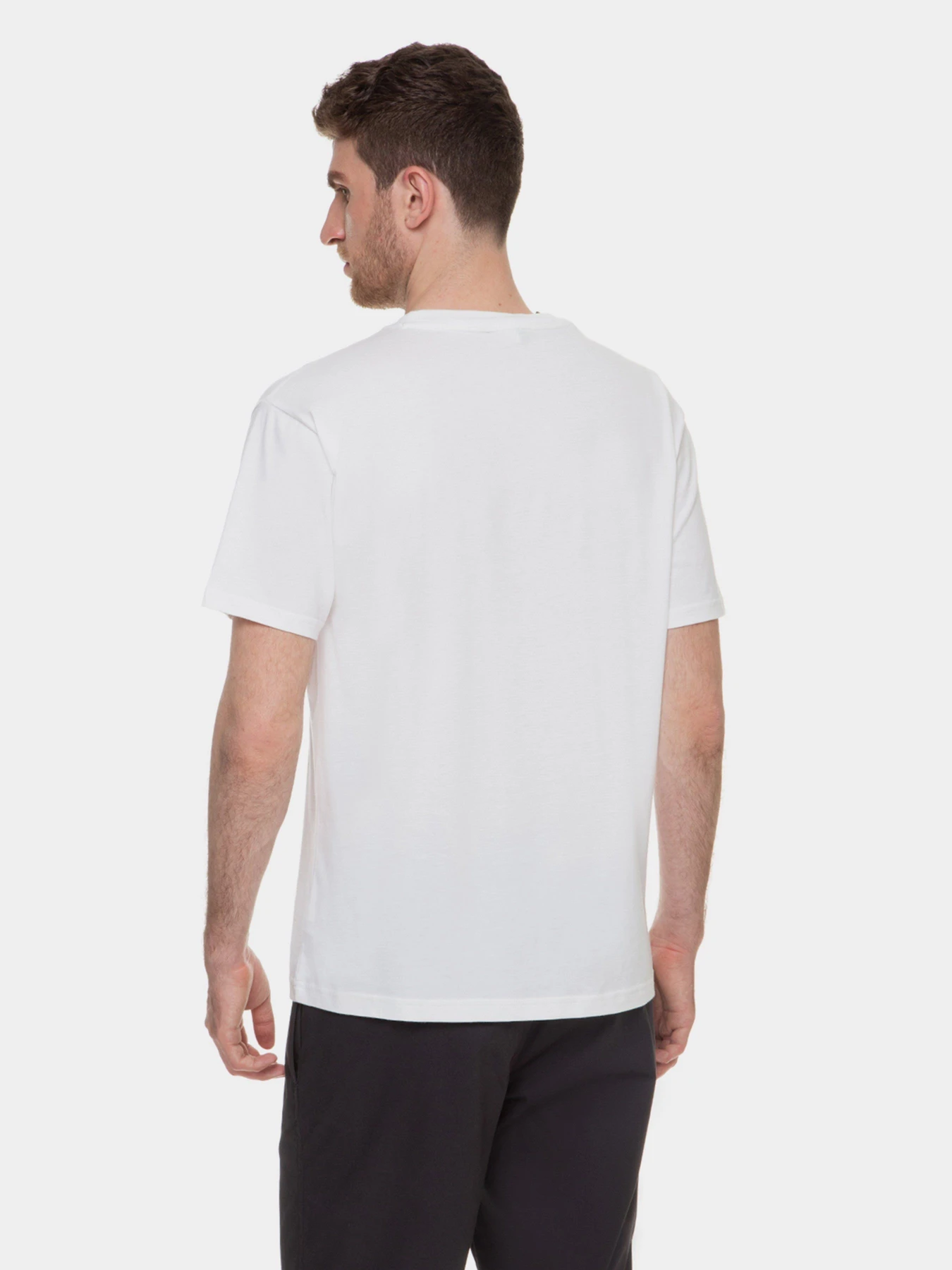 Футболки и поло New Balance Athletics Pocket модель MT01567WT Футболки и поло New Balance Athletics Pocket модель MT01567WT Фото