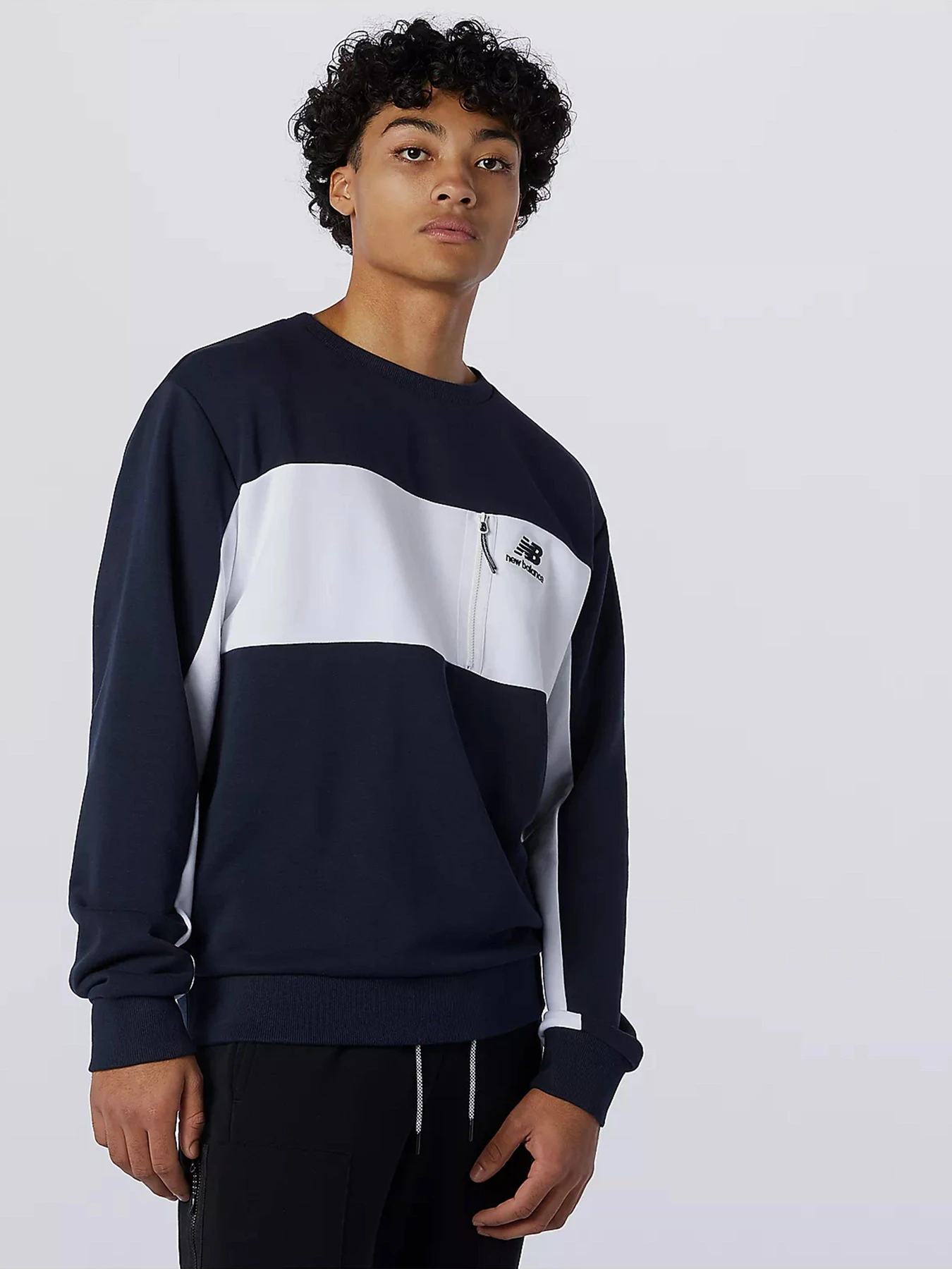 Худі та світшоти New Balance Athletics Fleece модель MT11501ECL Худі та світшоти New Balance Athletics Fleece модель MT11501ECL Фото