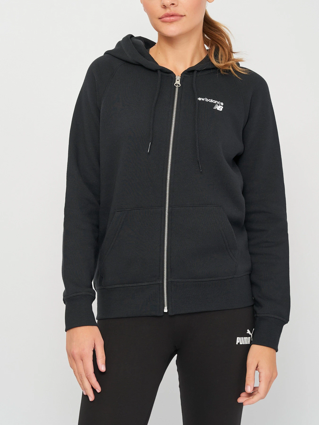Худи и свитшоты New Balance Classic CF Fashion FZ модель WJ03806BK Худи и свитшоты New Balance Classic CF Fashion FZ модель WJ03806BK Фото