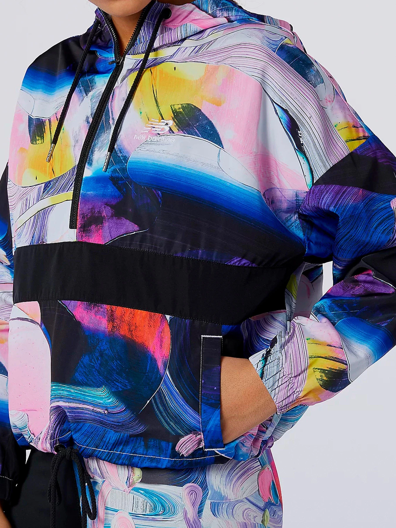 Куртки и дубленки New Balance Athletics модель WJ11537WHP Фото