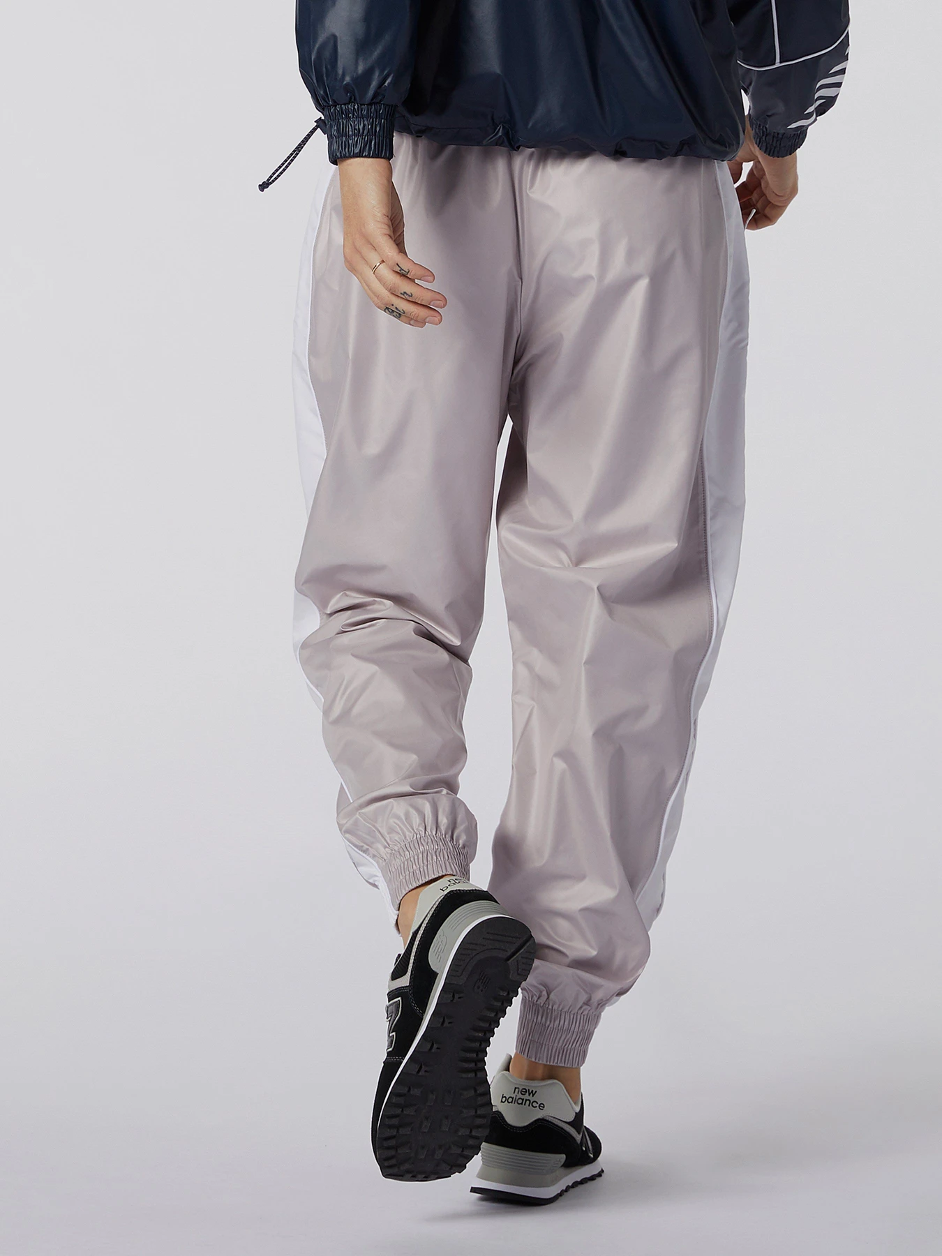 Брюки New Balance Athletics модель WP11505LWD Фото