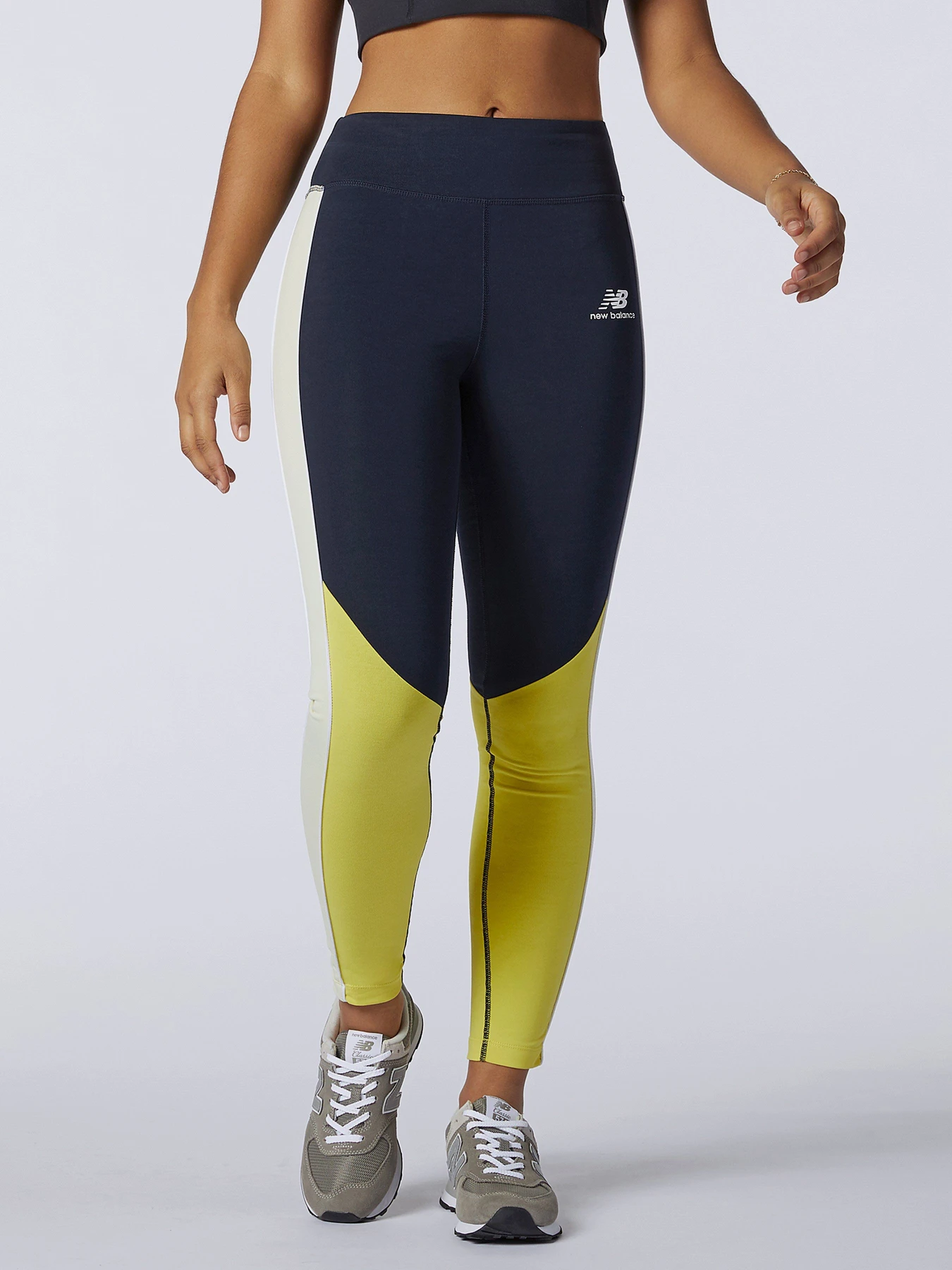 Брюки New Balance Athletics Piping модель WP11506CYW Фото