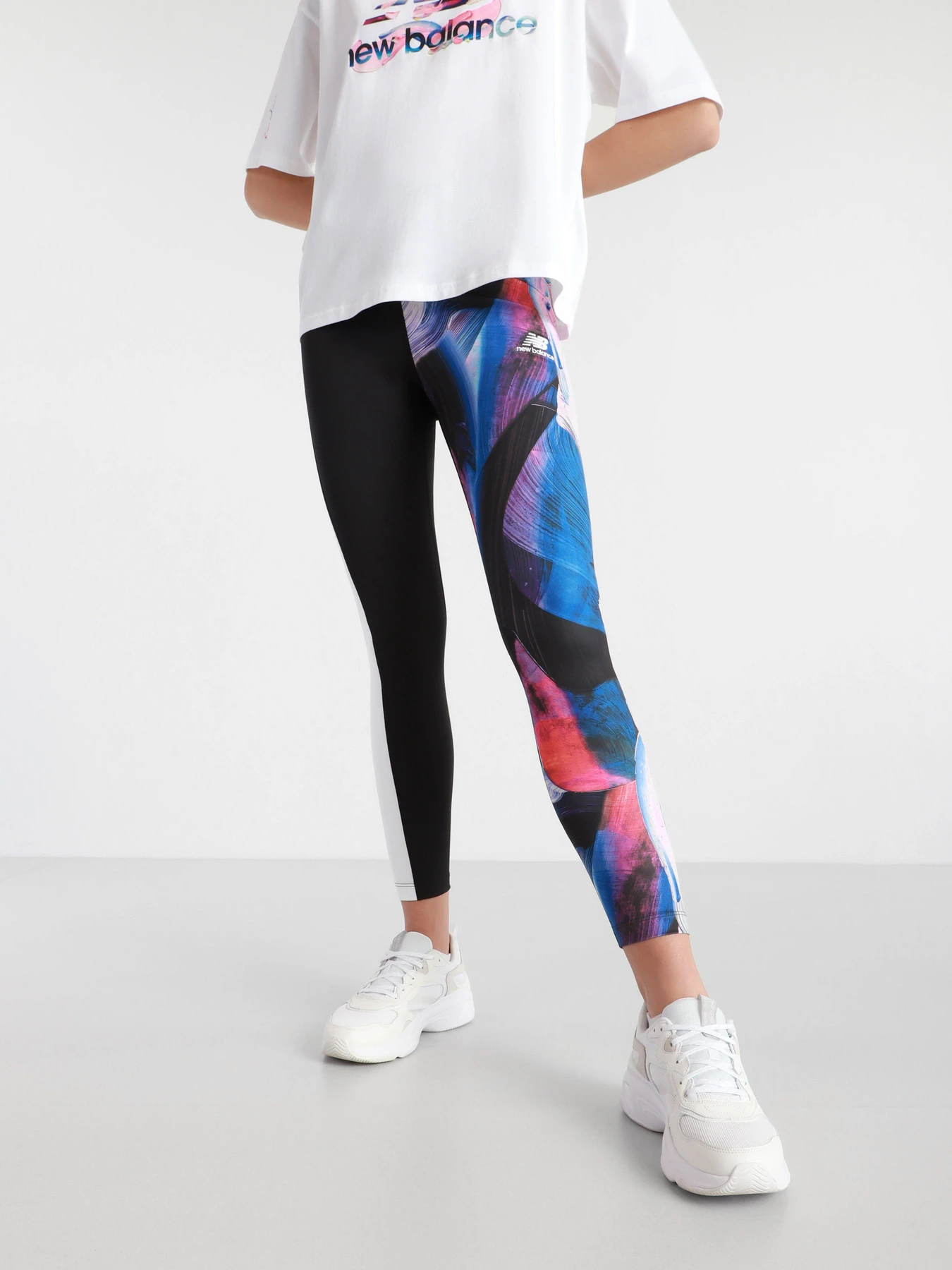 Брюки New Balance Athletics Erin Loree модель WP11511WHP Брюки New Balance Athletics Erin Loree модель WP11511WHP Фото