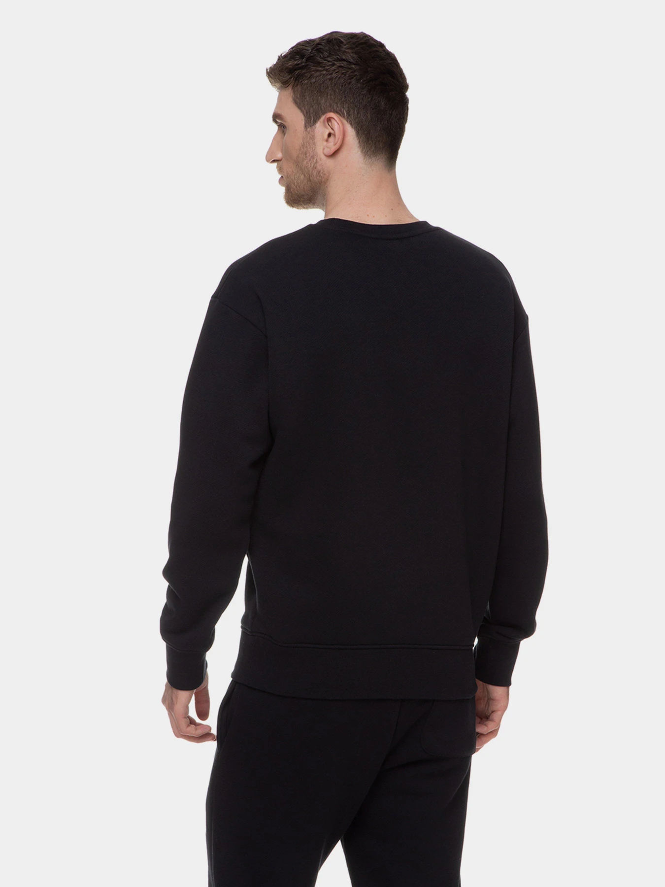 Худи и свитшоты New Balance Essentials Terrain модель MT03537BK Худи и свитшоты New Balance Essentials Terrain модель MT03537BK Фото
