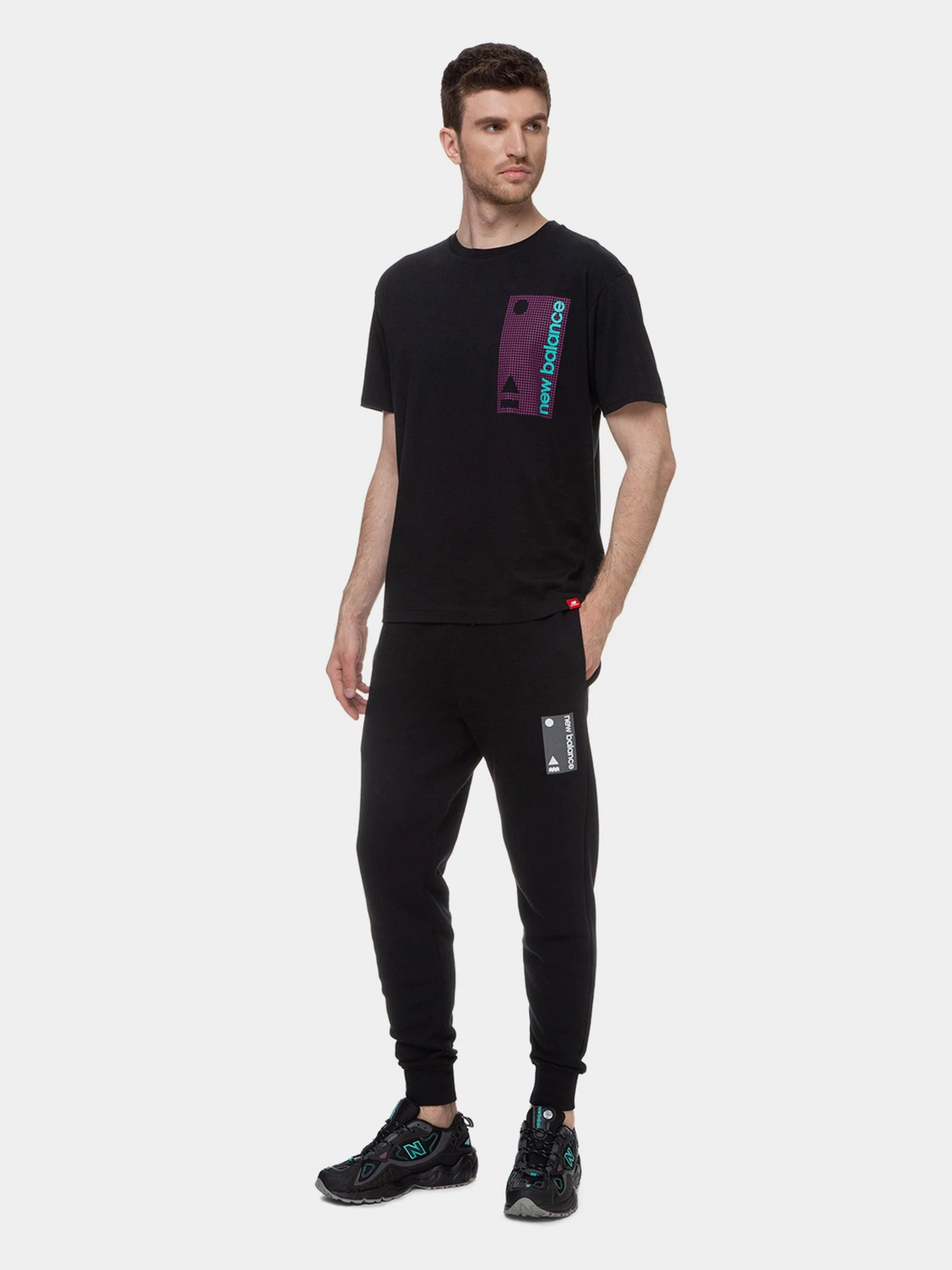 Футболки и поло New Balance Essentials Teerain модель MT03553BK Футболки и поло New Balance Essentials Teerain модель MT03553BK Фото