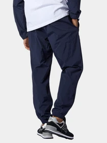 Брюки New Balance Athletics Wind модель MP11500ECL Фото