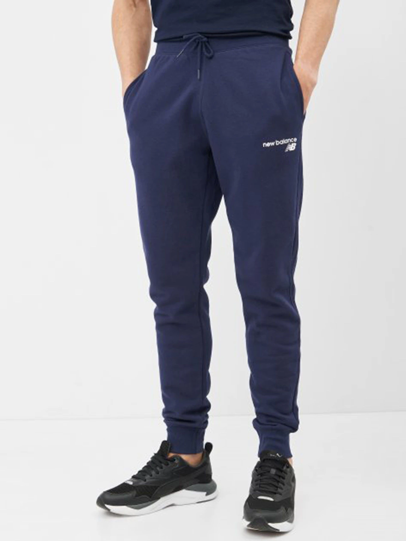 Брюки New Balance Classic CF модель MP03904PGM Брюки New Balance Classic CF модель MP03904PGM Фото