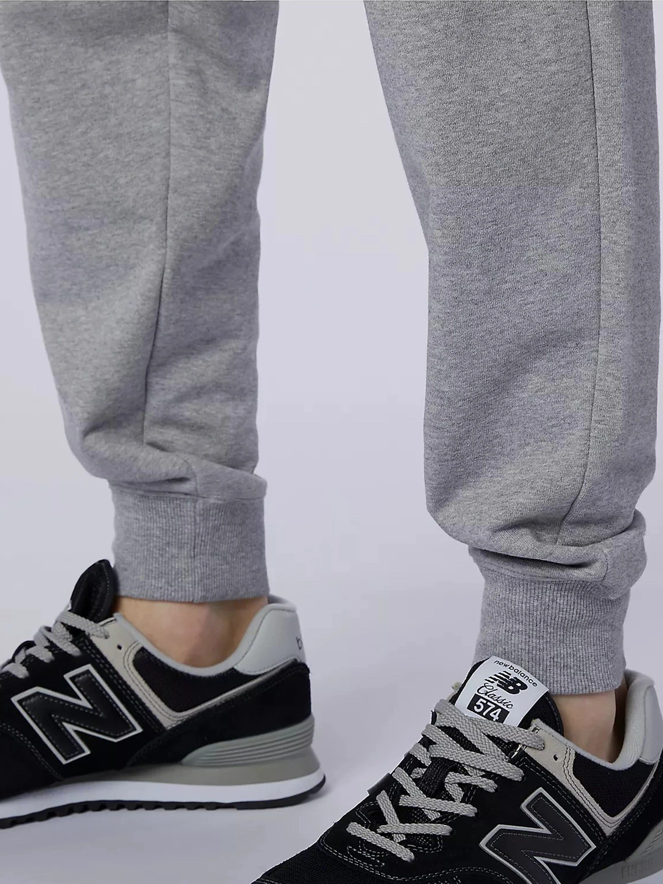 Брюки New Balance Essentials Embroidered модель MP11590AG Фото
