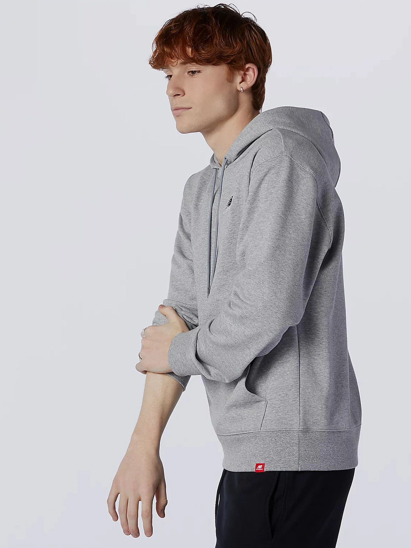 Худи и свитшоты New Balance Essentials Embroidered модель MT11550AG Худи и свитшоты New Balance Essentials Embroidered модель MT11550AG Фото