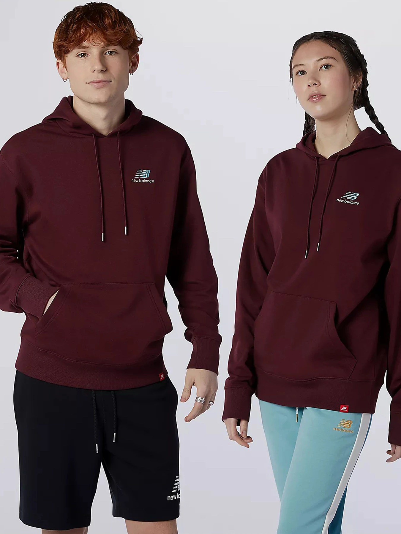 Худі та світшоти New Balance Essentials Embroidered модель MT11550NBY Худі та світшоти New Balance Essentials Embroidered модель MT11550NBY Фото