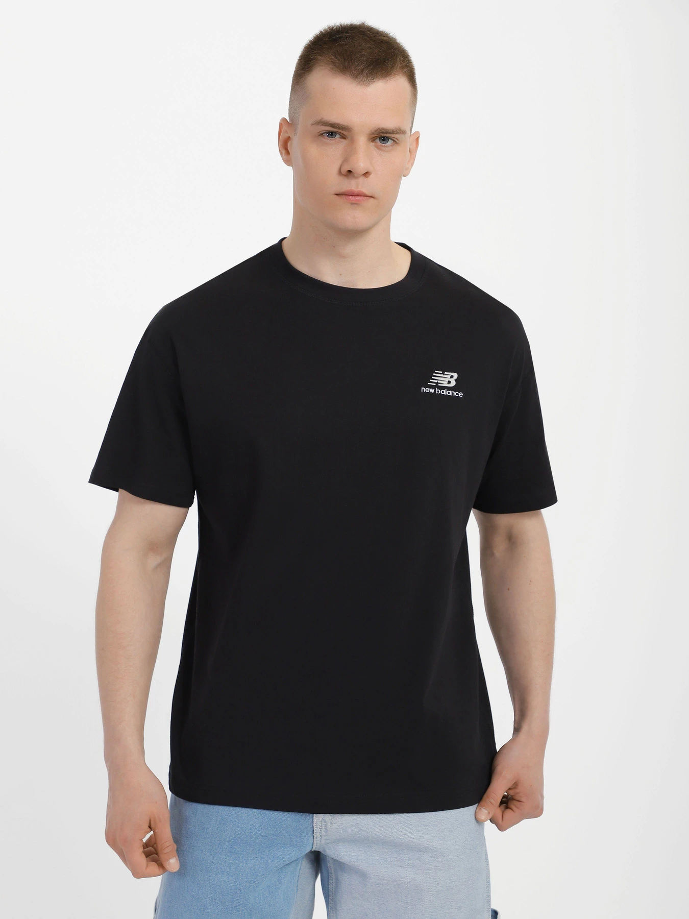 Футболки и поло New Balance Classic Logo модель UT21503BK Футболки и поло New Balance Classic Logo модель UT21503BK Фото