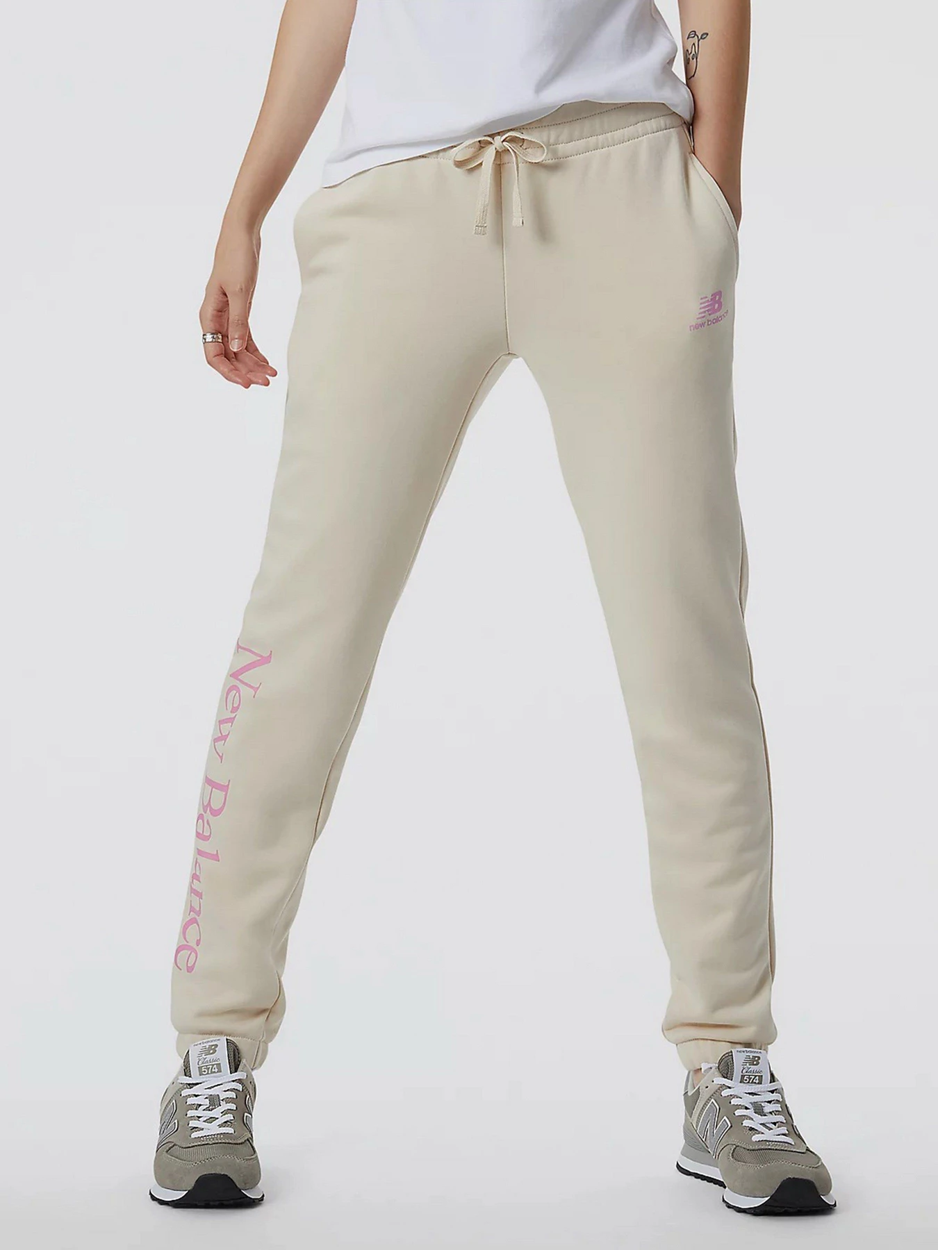Брюки New Balance Essentials Celebrate Fleece модель WP21508CTU Фото