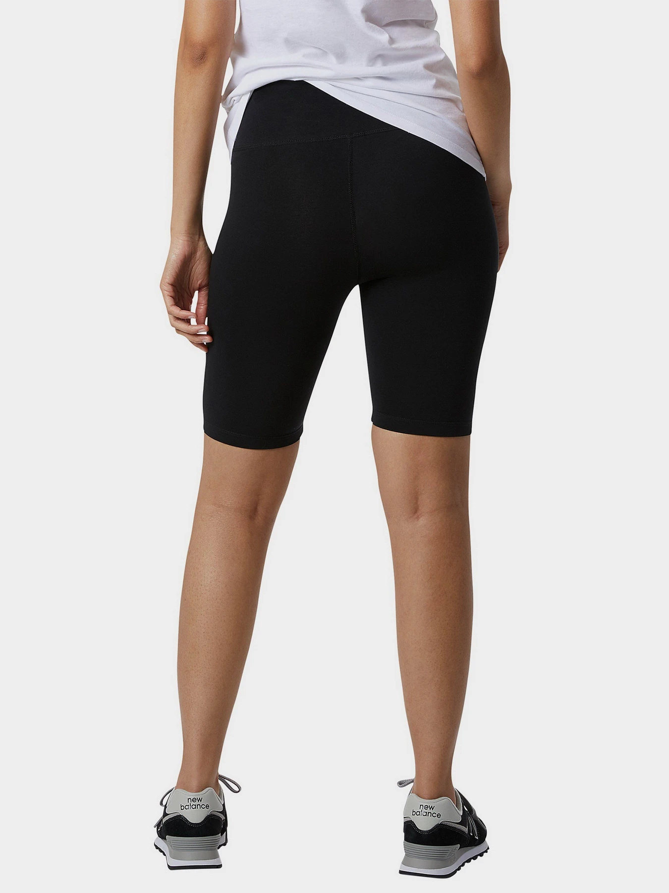 Шорты New Balance Essentials Stacked Fitted модель WS21505BK Шорты New Balance Essentials Stacked Fitted модель WS21505BK Фото