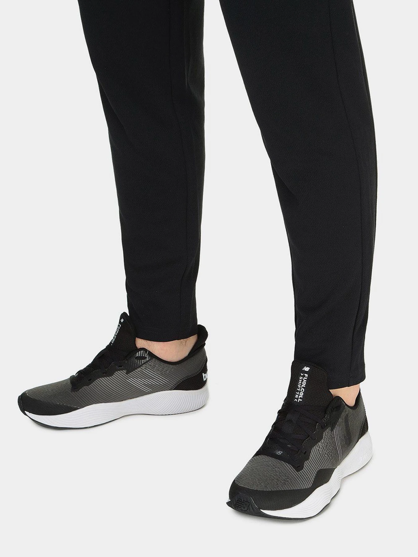Кроссовки New Balance FuelCell Shift модель MXSHFTLK Кроссовки New Balance FuelCell Shift модель MXSHFTLK Фото