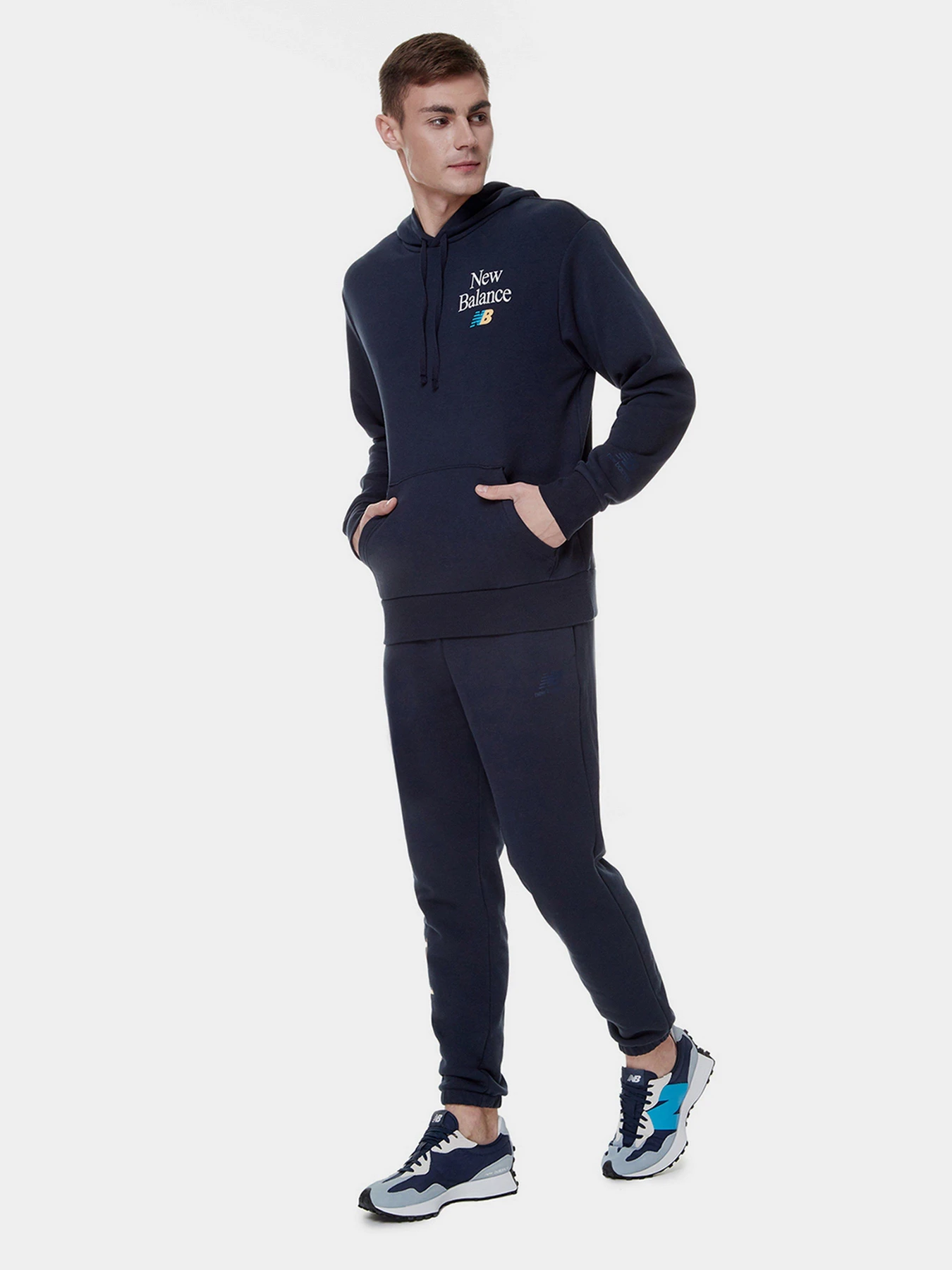 Худі та світшоти New Balance Essentials Celebrate модель MT21513ECL Худі та світшоти New Balance Essentials Celebrate модель MT21513ECL Фото