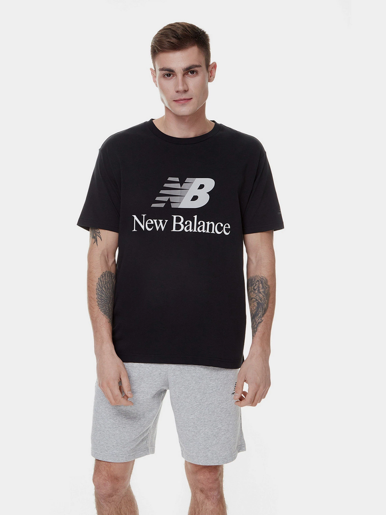 Футболки и поло New Balance Essentials Celebrate модель MT21529BK Футболки и поло New Balance Essentials Celebrate модель MT21529BK Фото