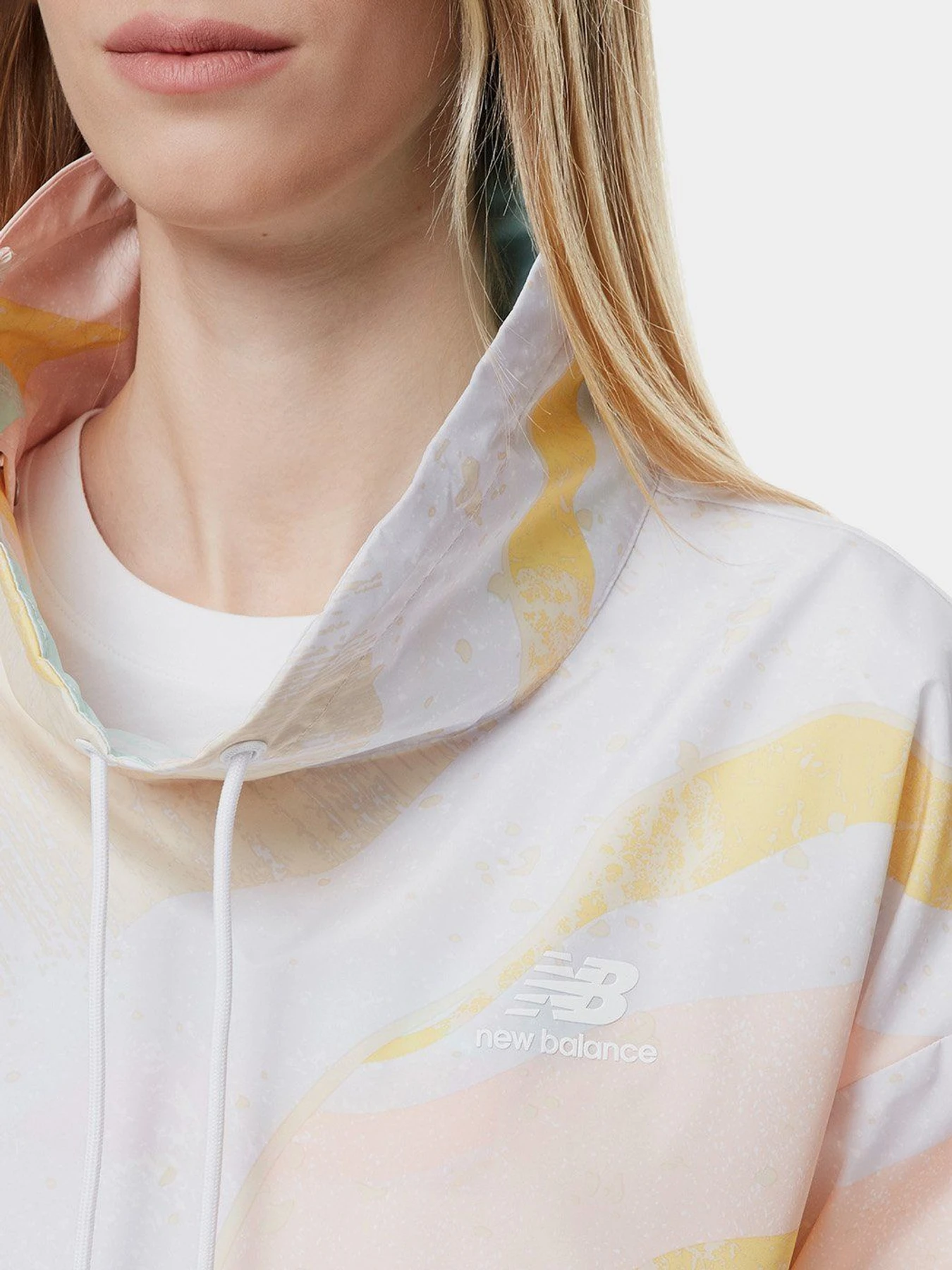 Куртки и дубленки New Balance Athletics Mystic Minerals модель WJ21551WM Куртки и дубленки New Balance Athletics Mystic Minerals модель WJ21551WM Фото