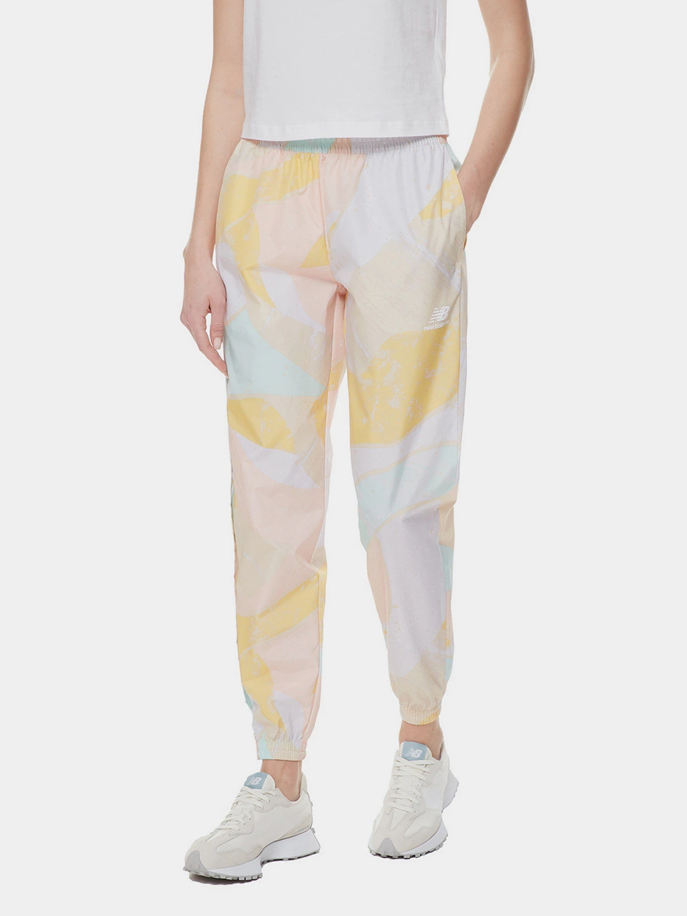 Брюки New Balance Athletics Mystic Minerals модель WP21553WM Брюки New Balance Athletics Mystic Minerals модель WP21553WM Фото