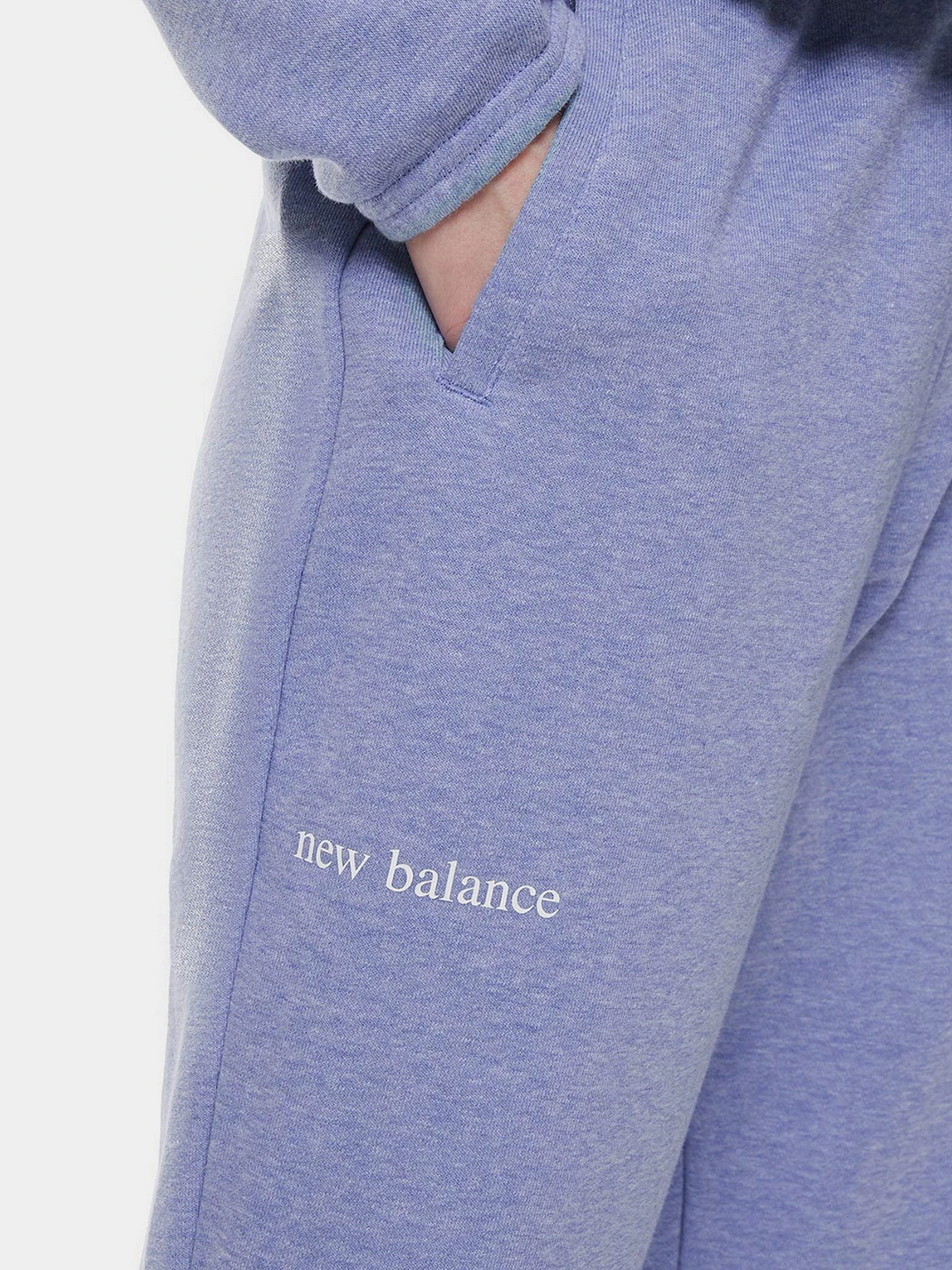 Брюки New Balance Essentials Balanced модель WP21554NHR Брюки New Balance Essentials Balanced модель WP21554NHR Фото