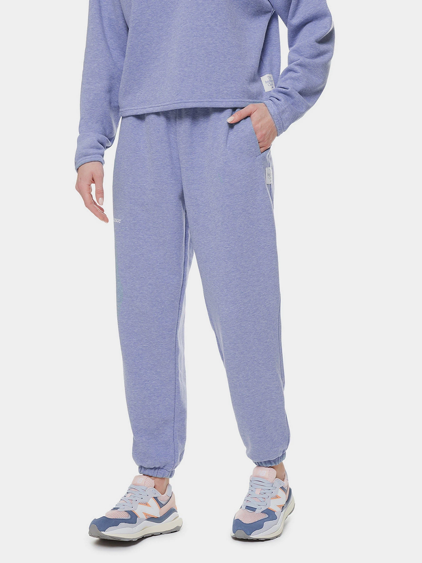 Брюки New Balance Essentials Balanced модель WP21554NHR Брюки New Balance Essentials Balanced модель WP21554NHR Фото