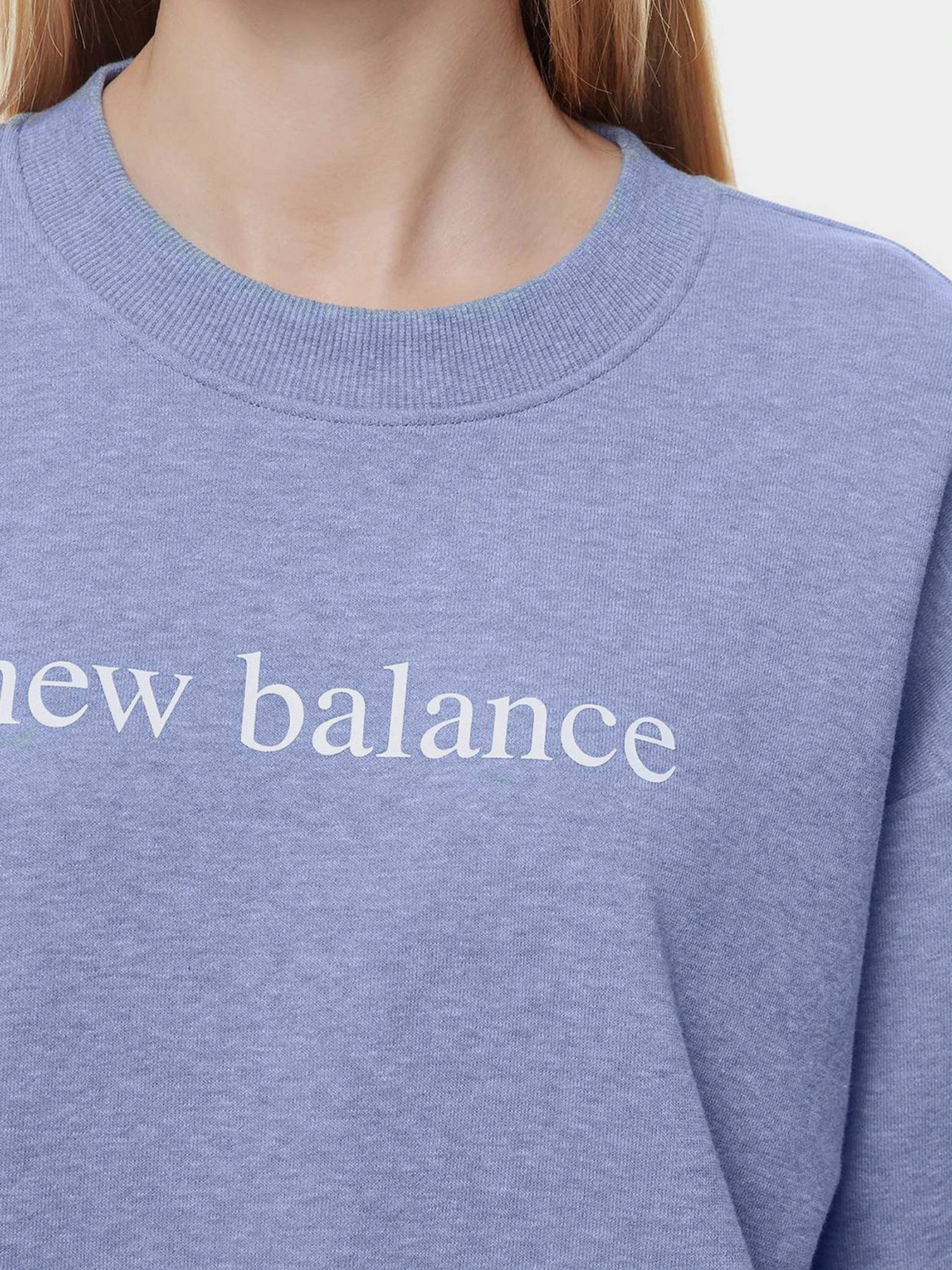 Худи и свитшоты New Balance Essentials Balanced модель WT21557NHR Худи и свитшоты New Balance Essentials Balanced модель WT21557NHR Фото