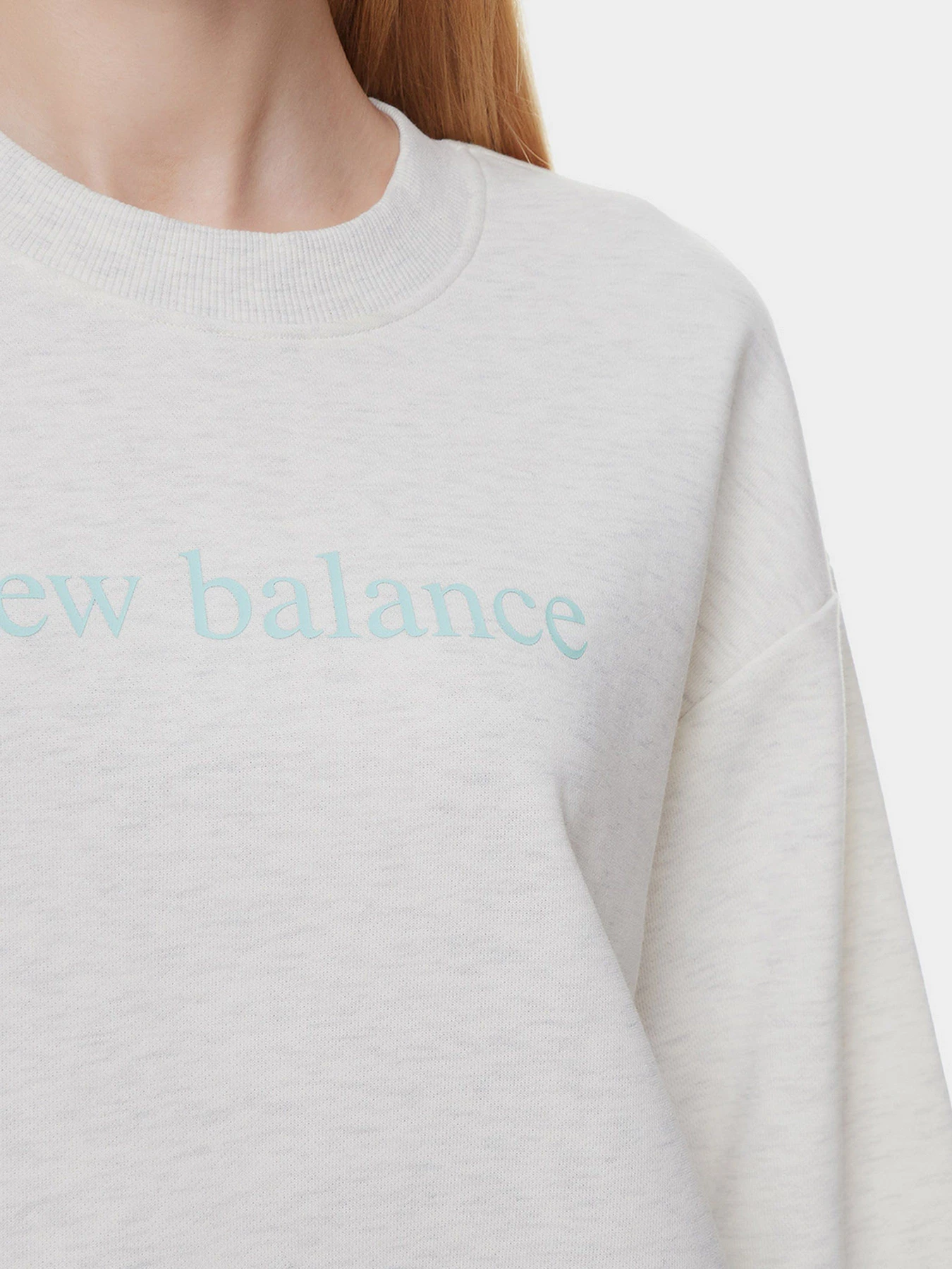Худи и свитшоты New Balance Essentials Balanced модель WT21557SAH Худи и свитшоты New Balance Essentials Balanced модель WT21557SAH Фото